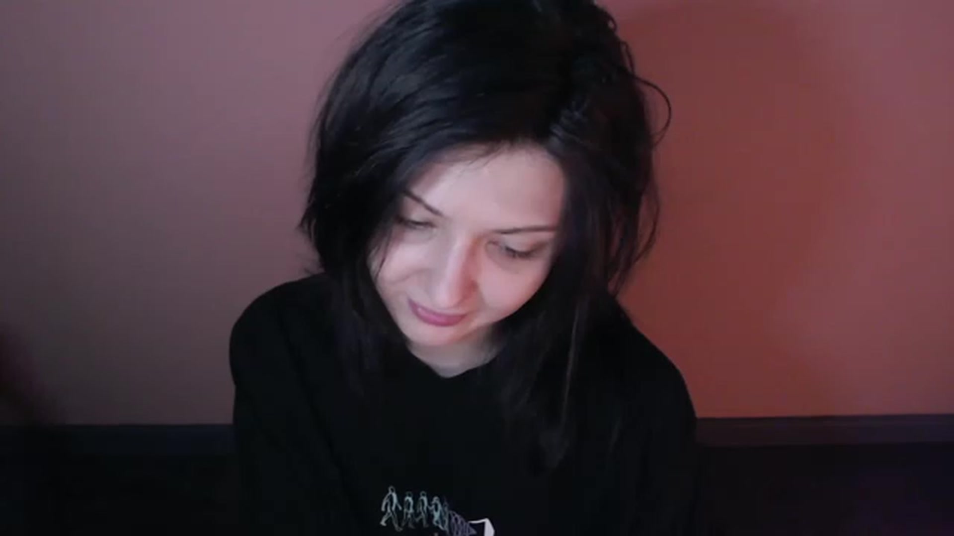 Gallery image thumbnail from RoomToAvoid's myfreecams stream on, 02/15/2023, 02:01 image 7 of 20