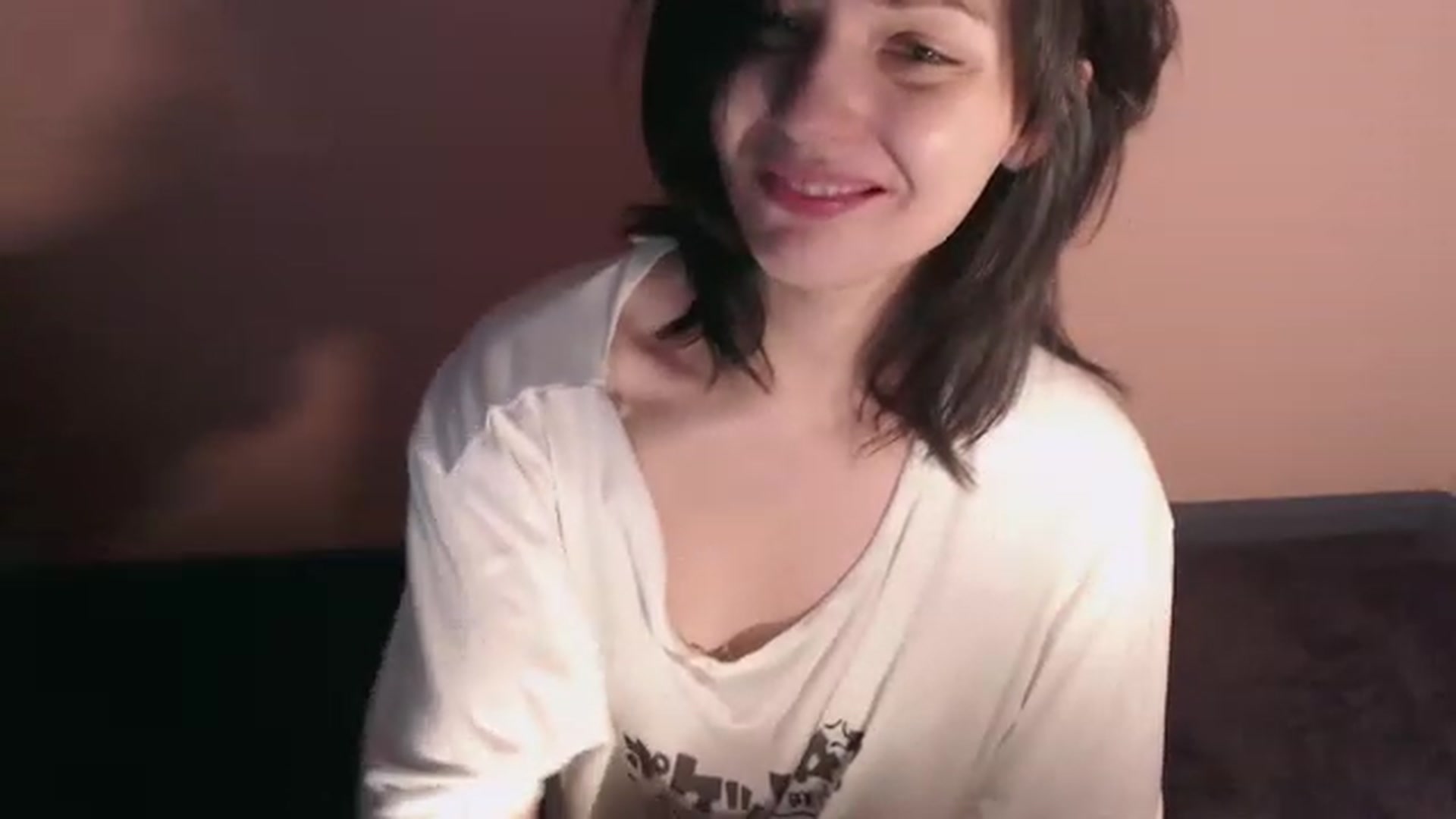 Gallery image thumbnail from RoomToAvoid's myfreecams stream on, 02/15/2023, 05:29 image 19 of 20