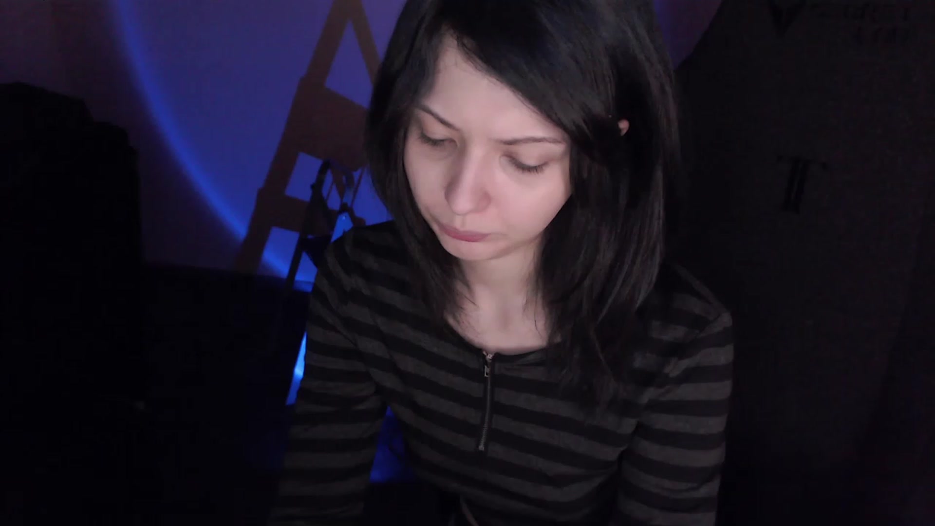 Gallery image thumbnail from RoomToAvoid's myfreecams stream on, 02/21/2023, 24:01 image 15 of 20