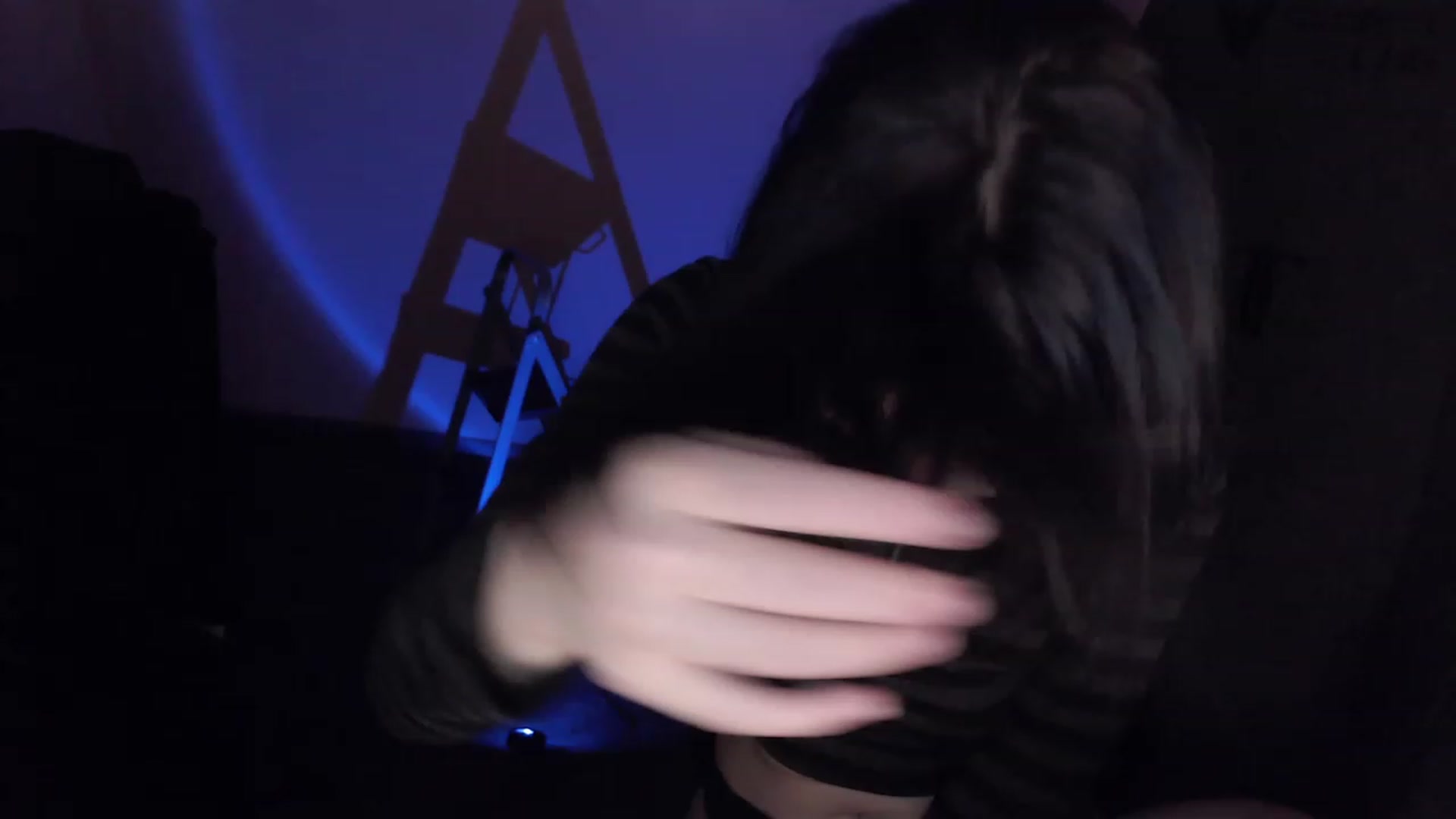 Gallery image thumbnail from RoomToAvoid's myfreecams stream on, 02/21/2023, 24:01 image 10 of 20