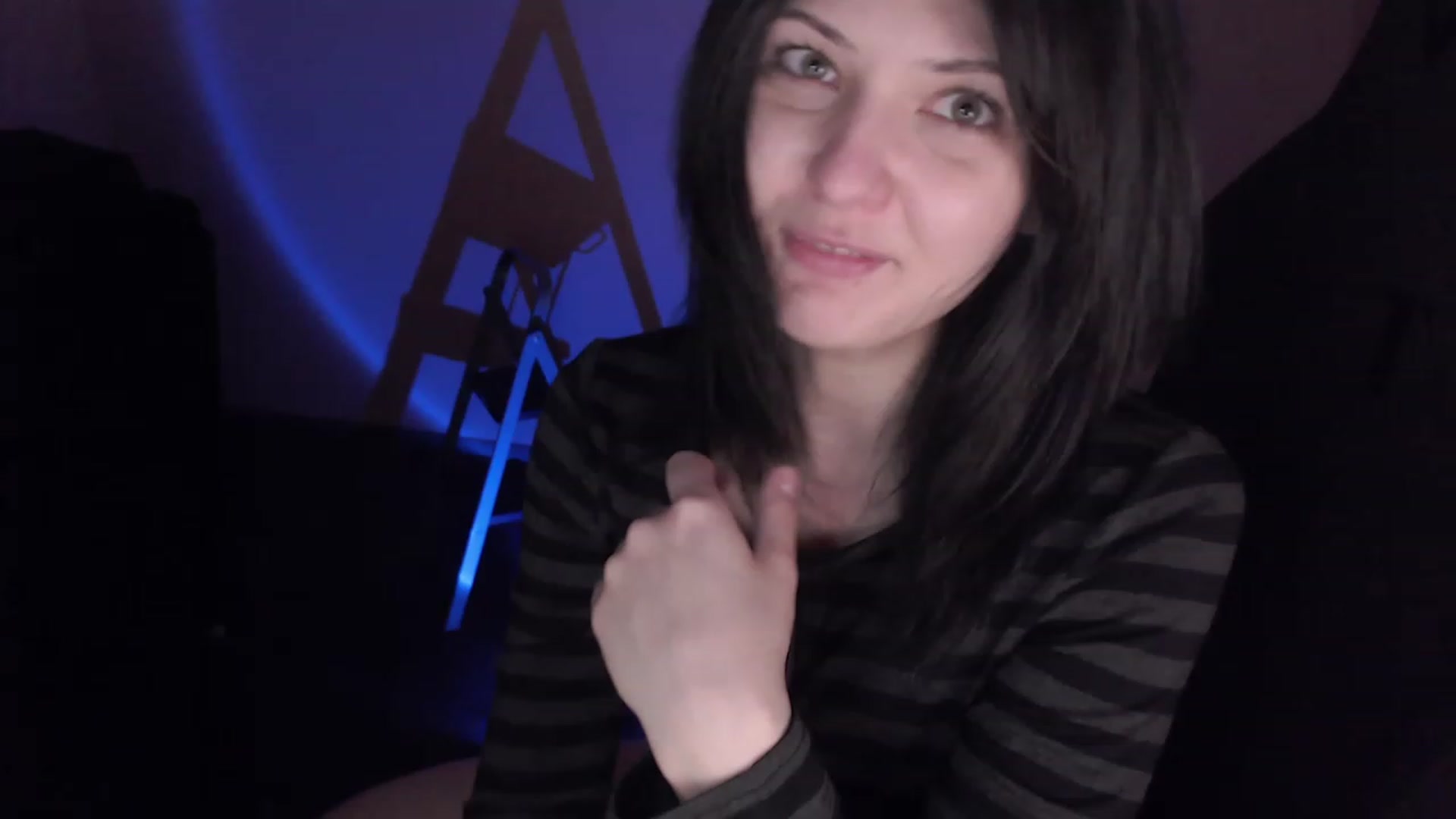 Gallery image thumbnail from RoomToAvoid's myfreecams stream on, 02/21/2023, 24:01 image 19 of 20