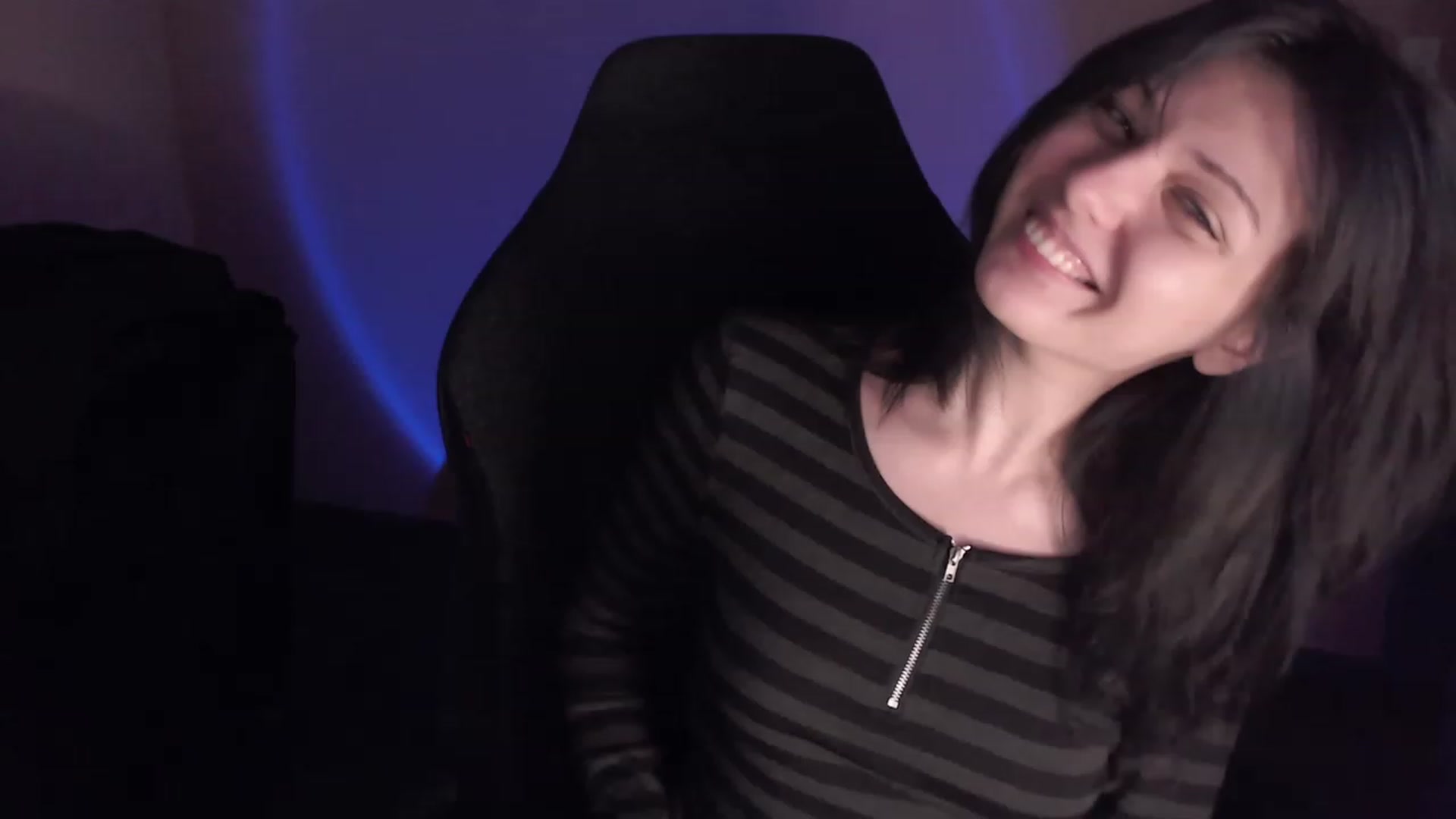 Gallery image thumbnail from RoomToAvoid's myfreecams stream on, 02/21/2023, 01:09 image 20 of 20
