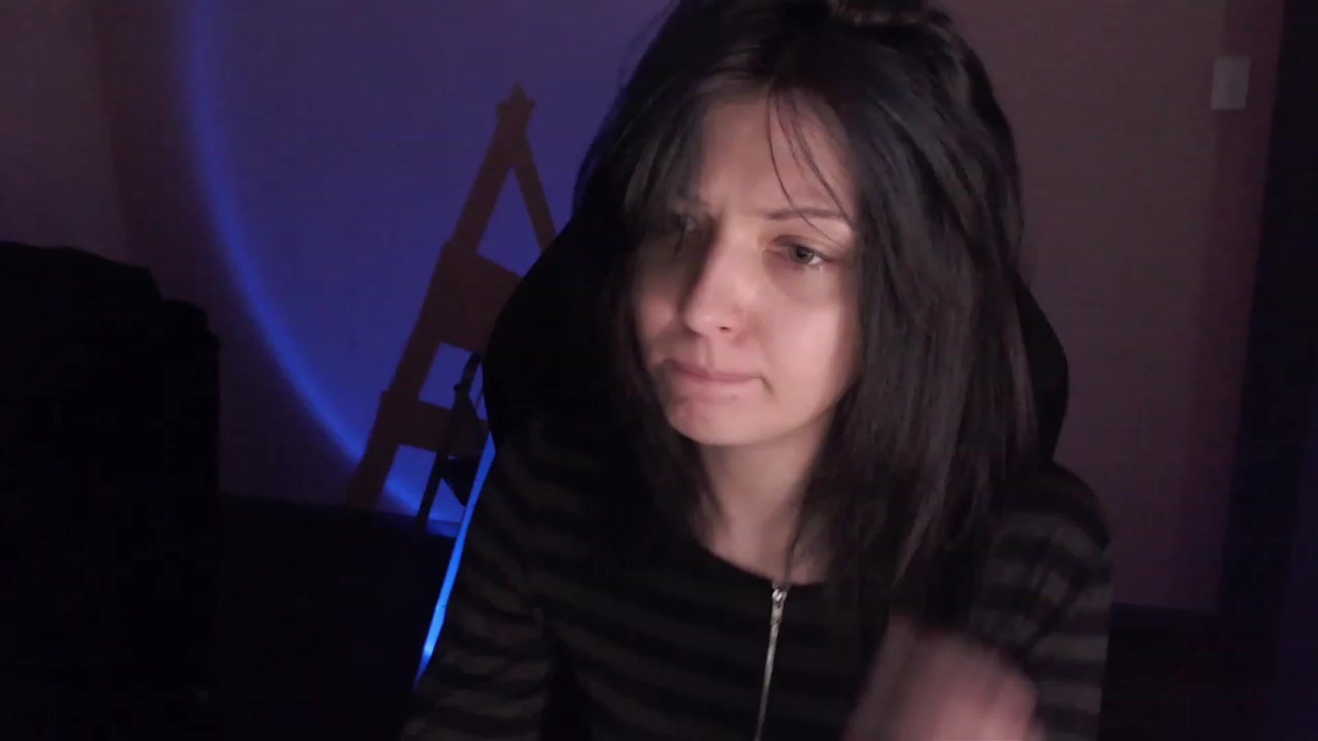Gallery image thumbnail from RoomToAvoid's myfreecams stream on, 02/21/2023, 01:28 image 19 of 20