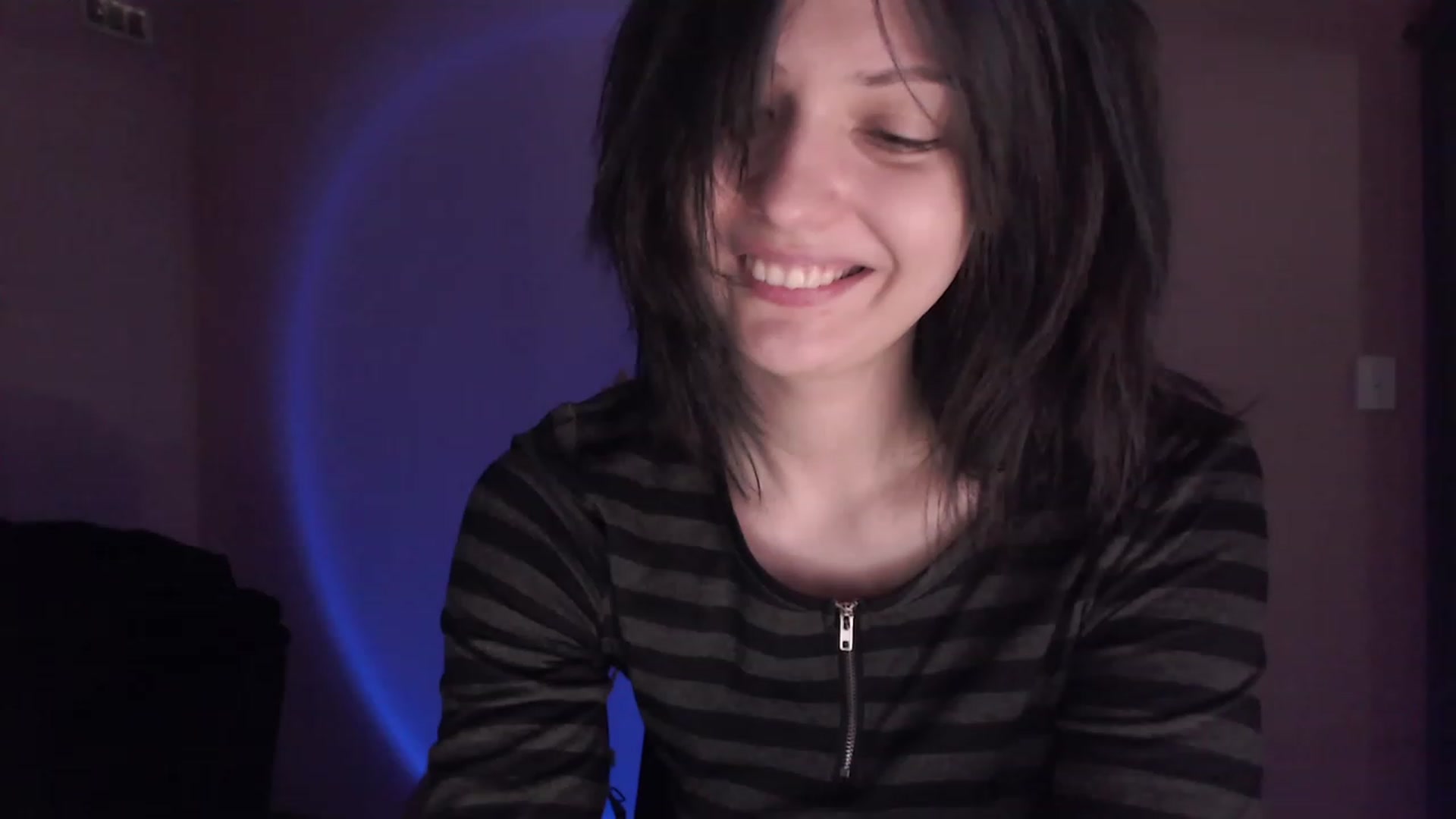 Gallery image thumbnail from RoomToAvoid's myfreecams stream on, 02/21/2023, 01:28 image 11 of 20