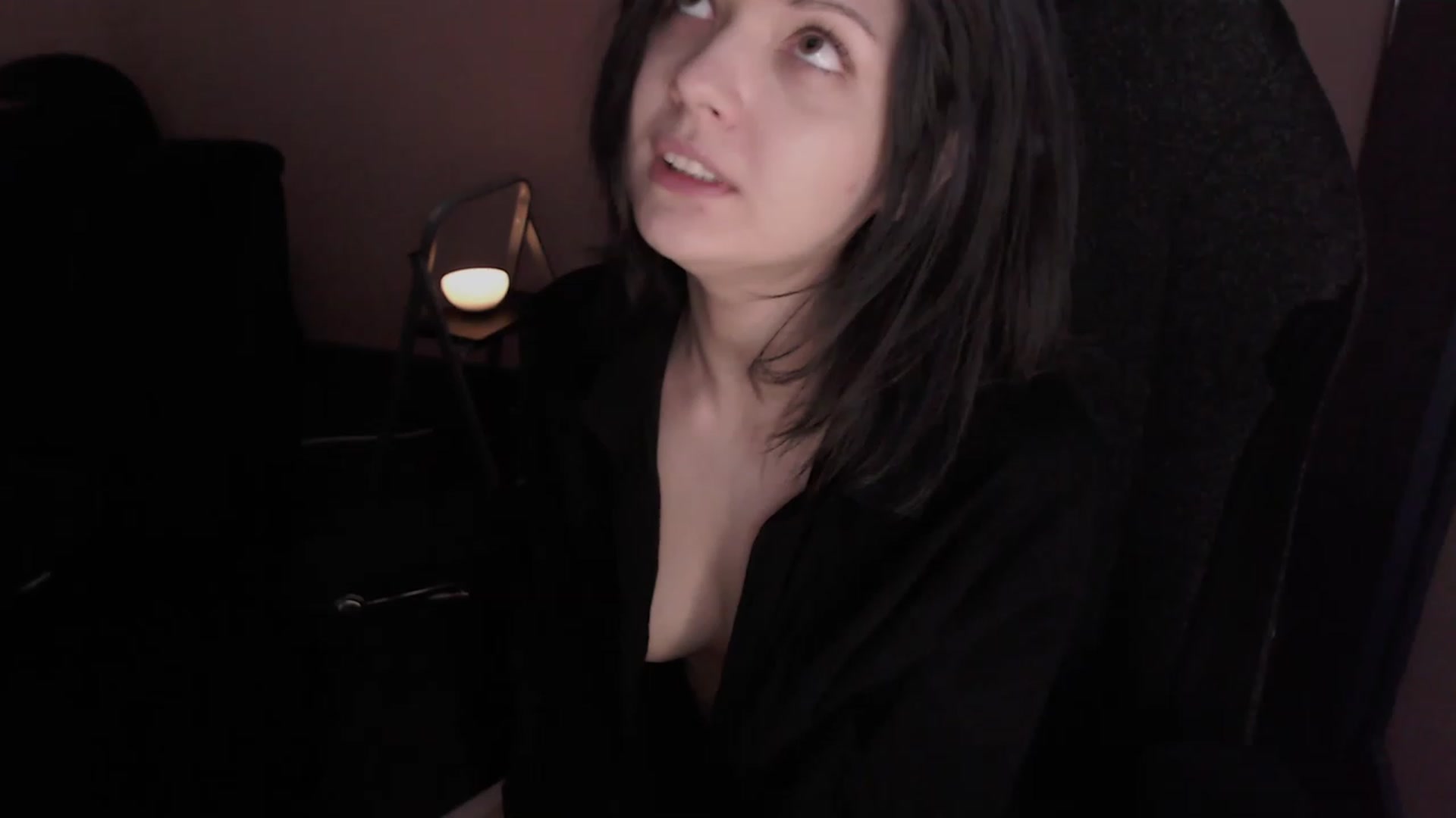 Gallery image thumbnail from RoomToAvoid's myfreecams stream on, 02/23/2023, 24:06 image 8 of 20
