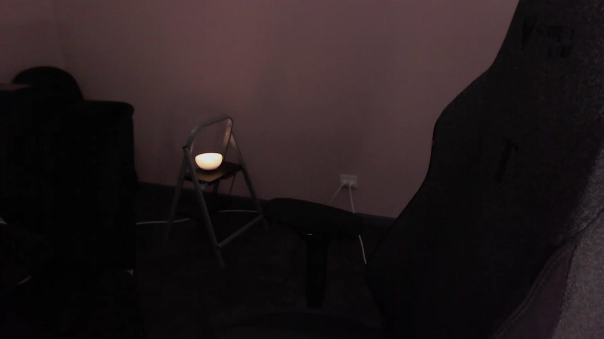 Gallery image thumbnail from RoomToAvoid's myfreecams stream on, 02/23/2023, 04:09 image 3 of 20