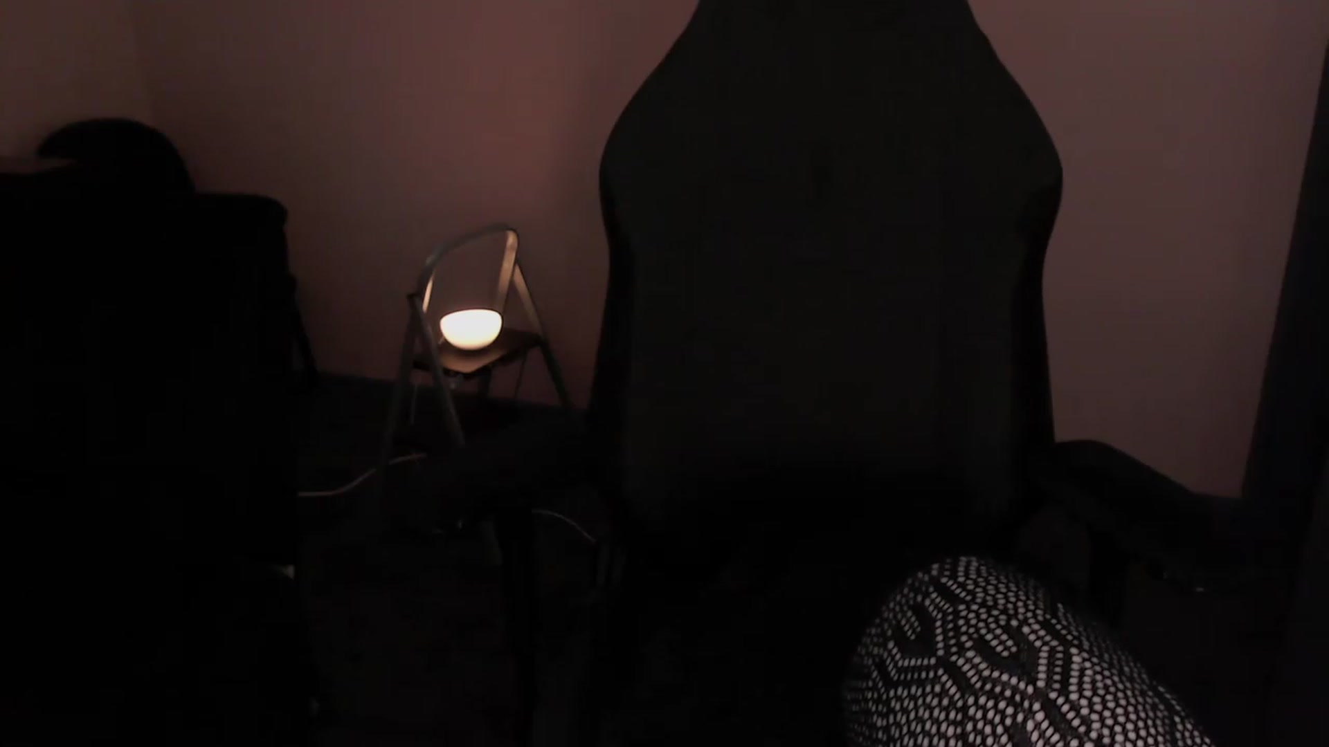 Gallery image thumbnail from RoomToAvoid's myfreecams stream on, 02/23/2023, 22:47 image 20 of 20