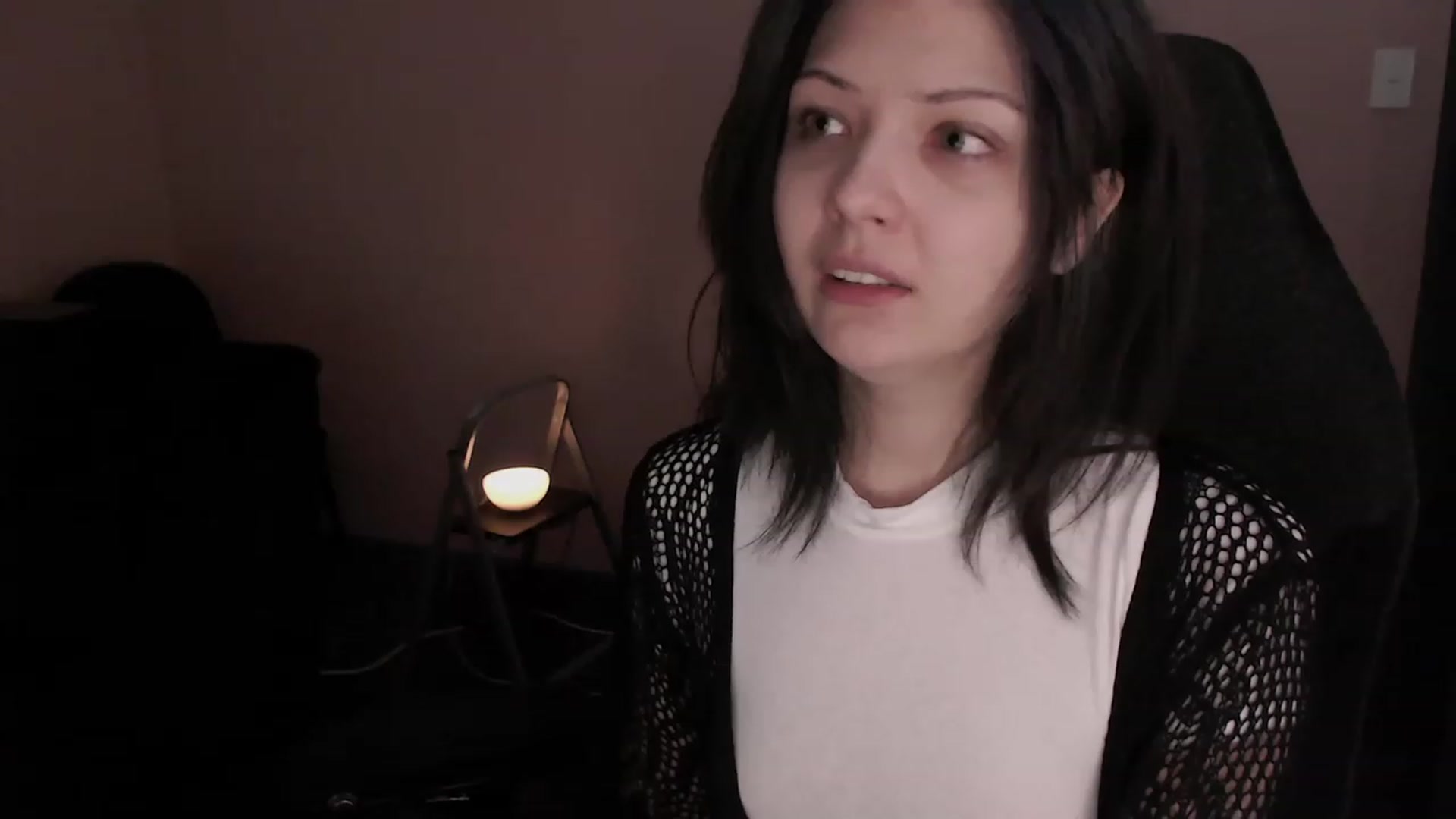 Gallery image thumbnail from RoomToAvoid's myfreecams stream on, 02/23/2023, 22:47 image 6 of 20