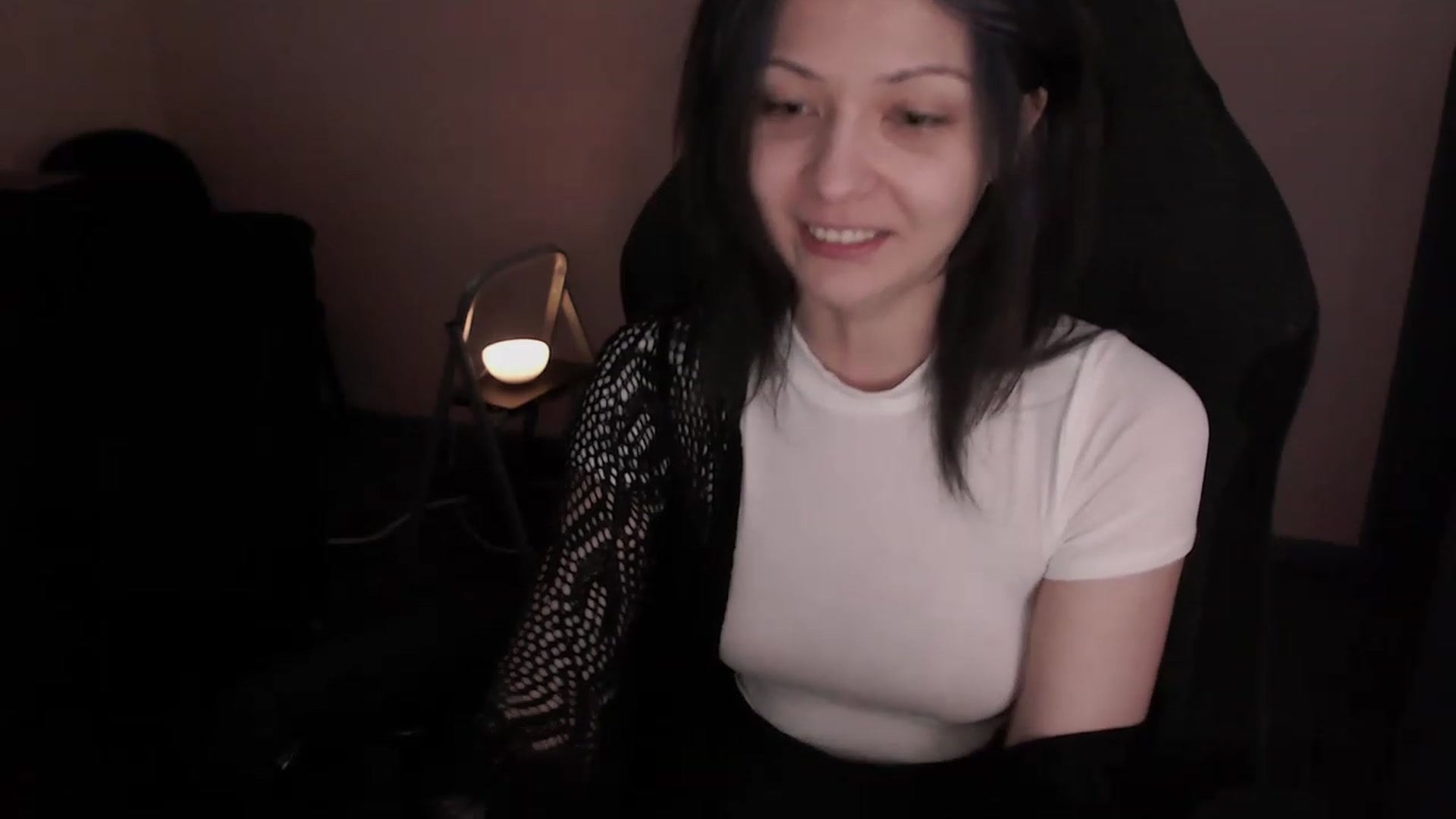 Gallery image thumbnail from RoomToAvoid's myfreecams stream on, 02/23/2023, 22:47 image 14 of 20