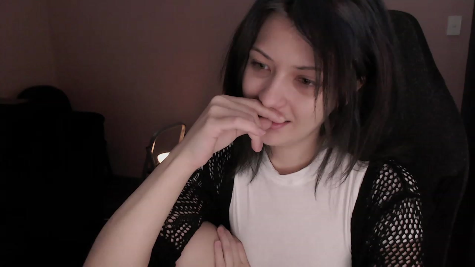 Gallery image thumbnail from RoomToAvoid's myfreecams stream on, 02/23/2023, 22:47 image 4 of 20