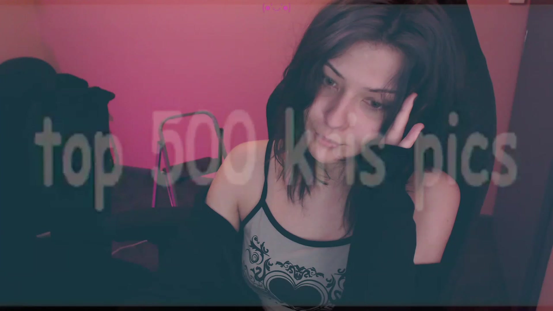 Gallery image thumbnail from RoomToAvoid's myfreecams stream on, 03/04/2023, 03:33 image 8 of 20