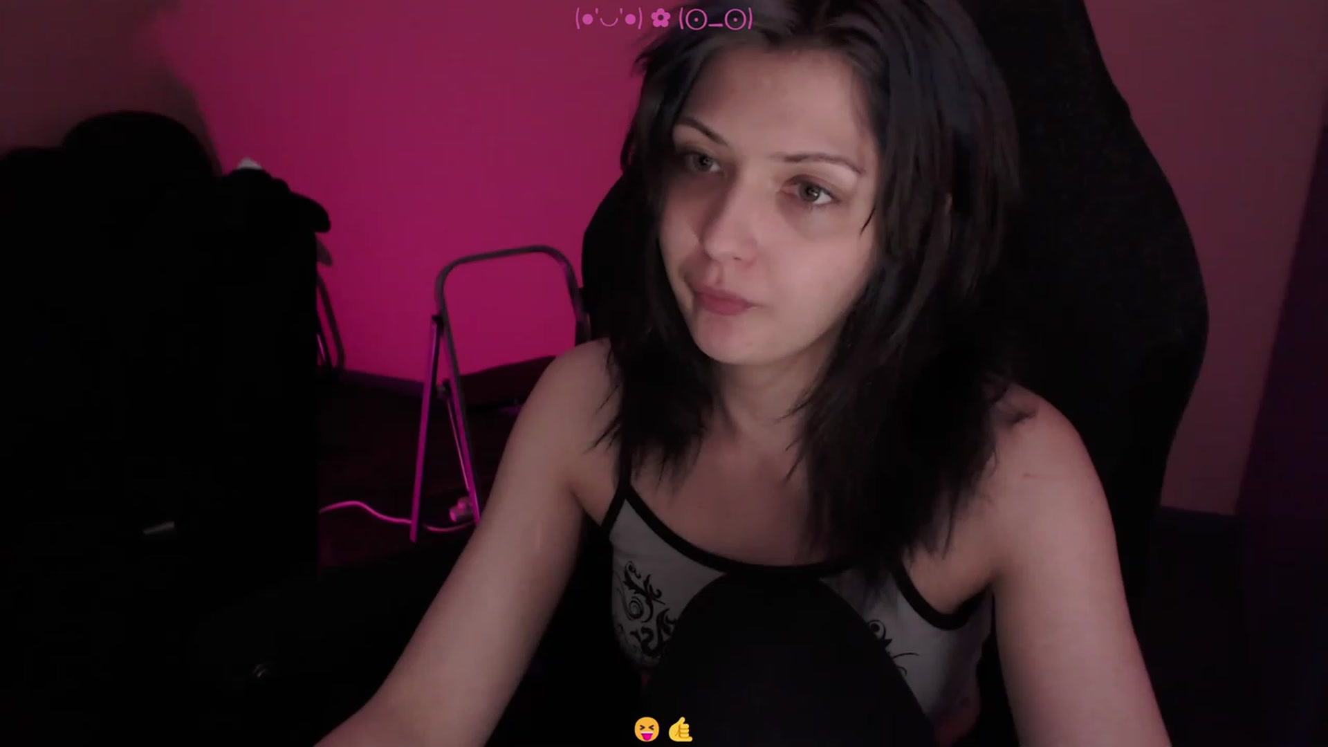 Gallery image thumbnail from RoomToAvoid's myfreecams stream on, 03/04/2023, 07:49 image 9 of 20