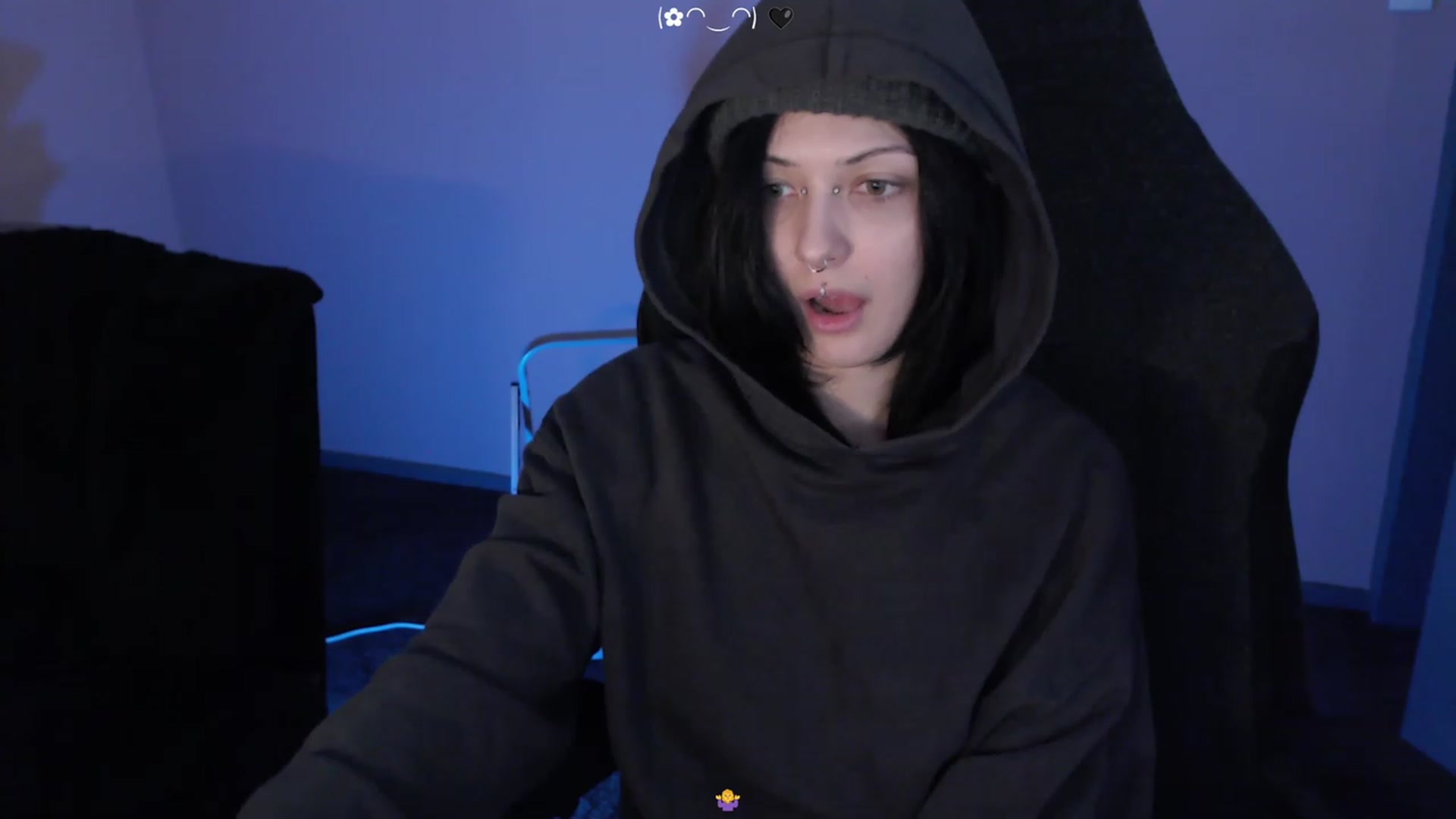 Gallery image thumbnail from RoomToAvoid's myfreecams stream on, 03/10/2023, 02:58 image 19 of 20