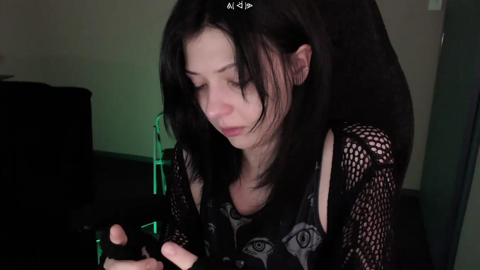 Gallery image thumbnail from RoomToAvoid's myfreecams stream on, 03/11/2023, 01:39 image 18 of 20