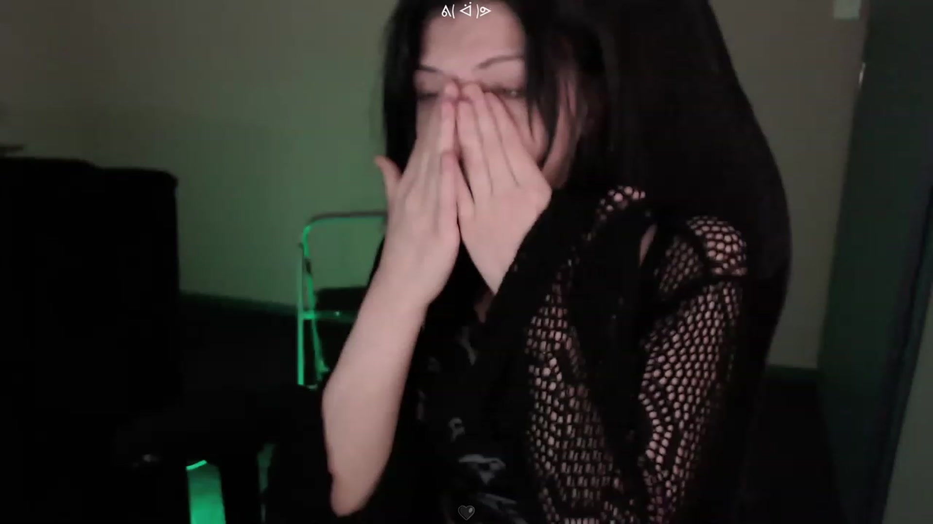 Gallery image thumbnail from RoomToAvoid's myfreecams stream on, 03/11/2023, 01:39 image 17 of 20