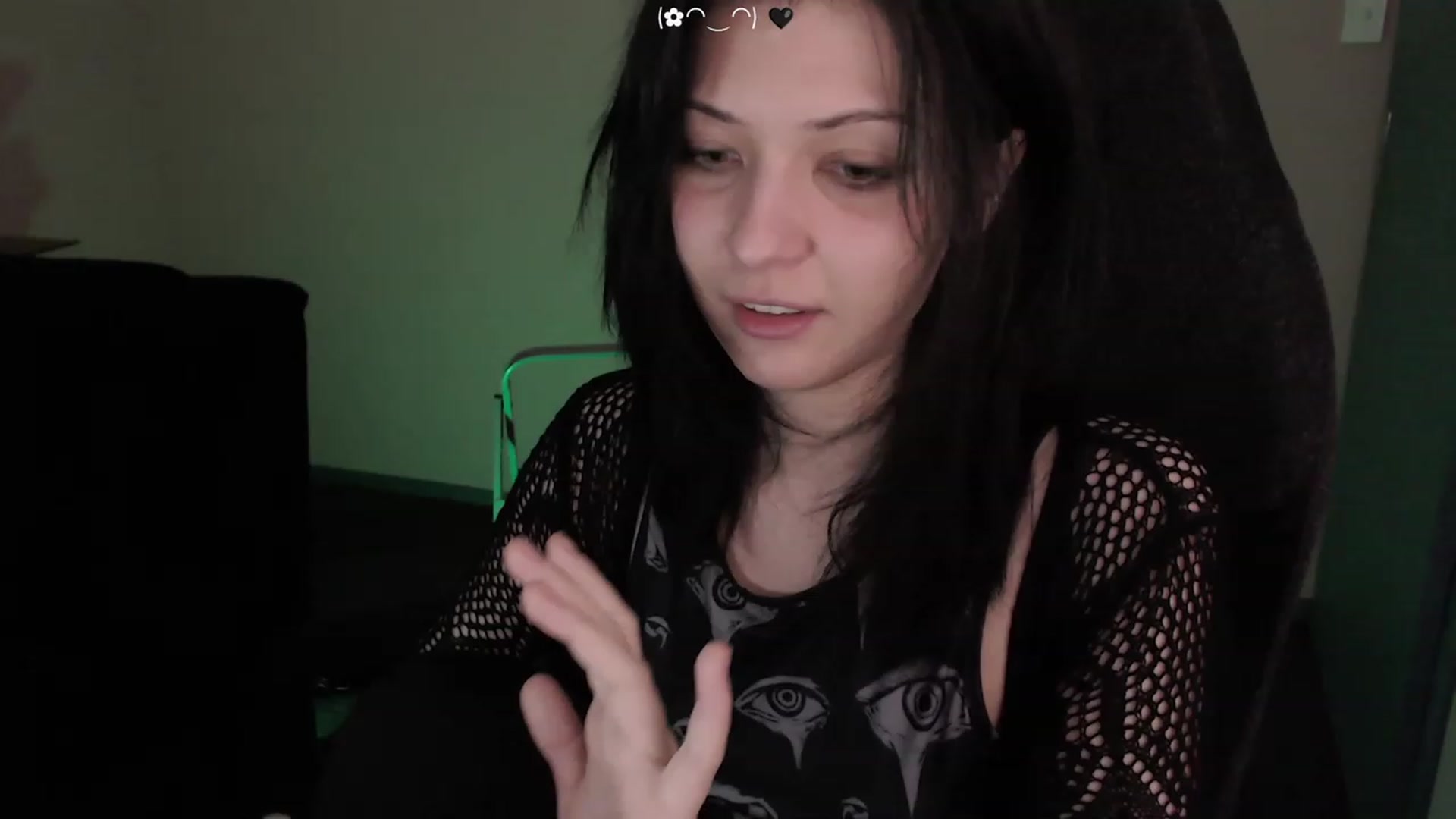 Gallery image thumbnail from RoomToAvoid's myfreecams stream on, 03/11/2023, 01:39 image 4 of 20