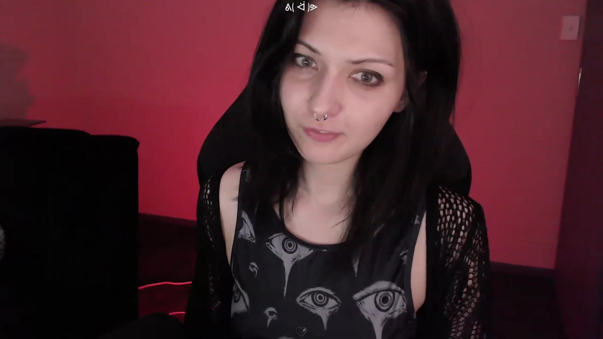Gallery image thumbnail from RoomToAvoid's myfreecams stream on, 03/11/2023, 03:40 image 1 of 20
