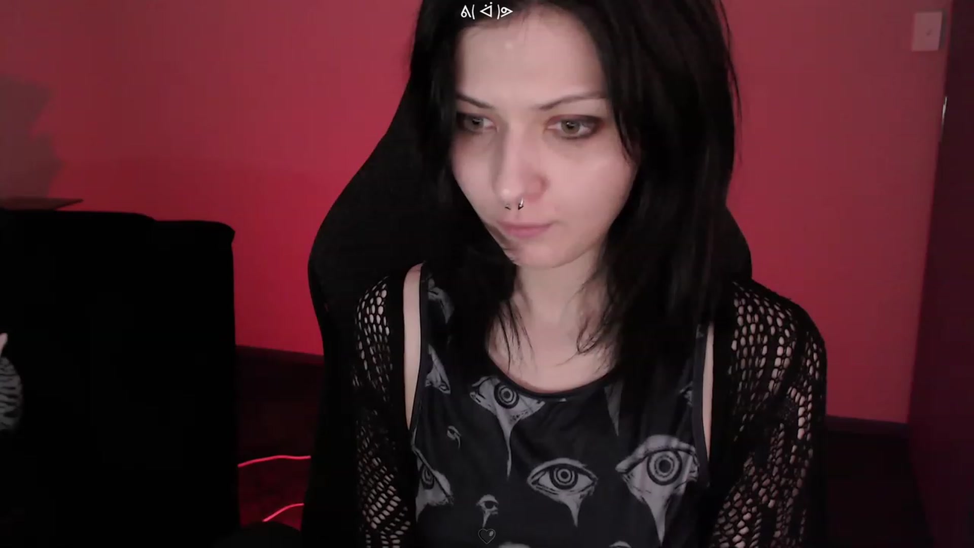 Gallery image thumbnail from RoomToAvoid's myfreecams stream on, 03/11/2023, 03:40 image 6 of 20