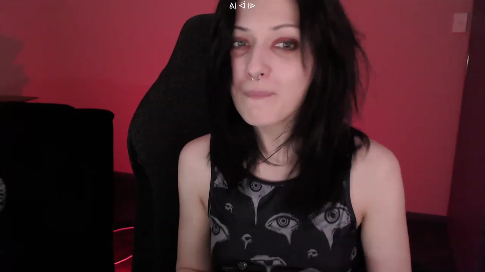Gallery image thumbnail from RoomToAvoid's myfreecams stream on, 03/11/2023, 03:40 image 13 of 20