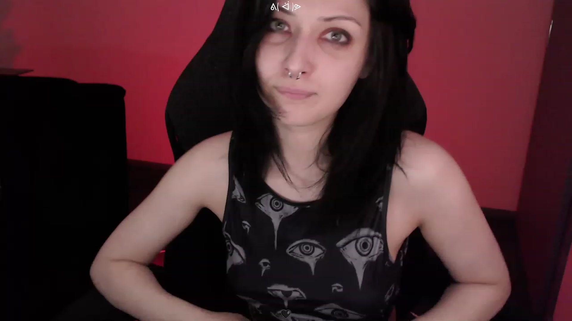 Gallery image thumbnail from RoomToAvoid's myfreecams stream on, 03/11/2023, 03:40 image 18 of 20
