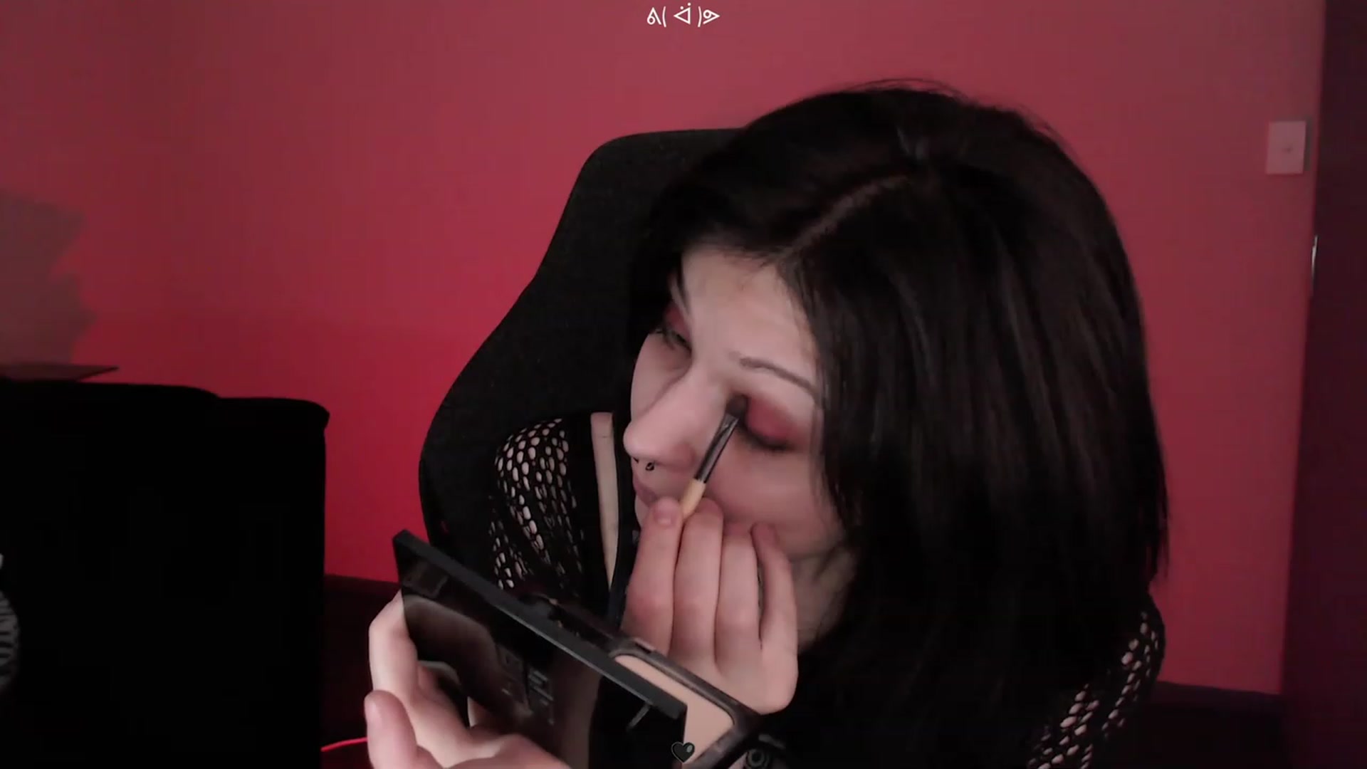 Gallery image thumbnail from RoomToAvoid's myfreecams stream on, 03/11/2023, 03:40 image 7 of 20