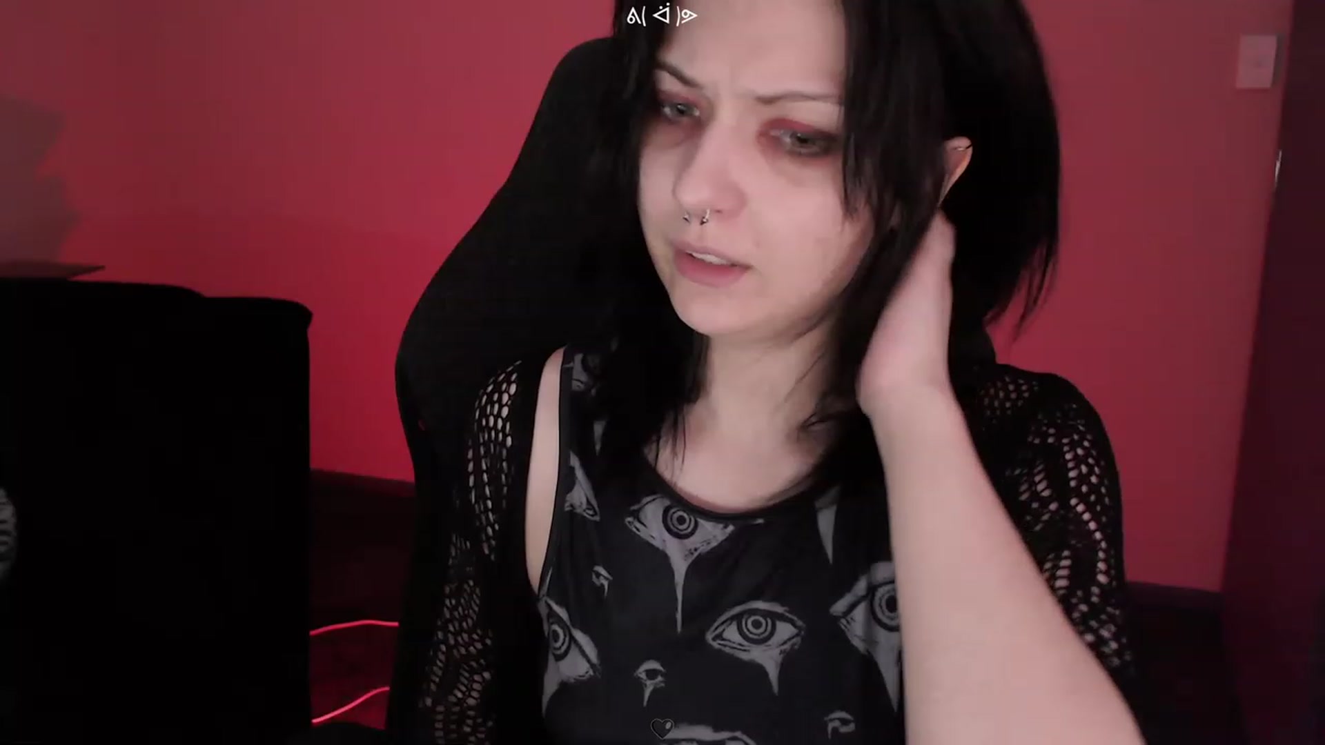 Gallery image thumbnail from RoomToAvoid's myfreecams stream on, 03/11/2023, 03:40 image 10 of 20