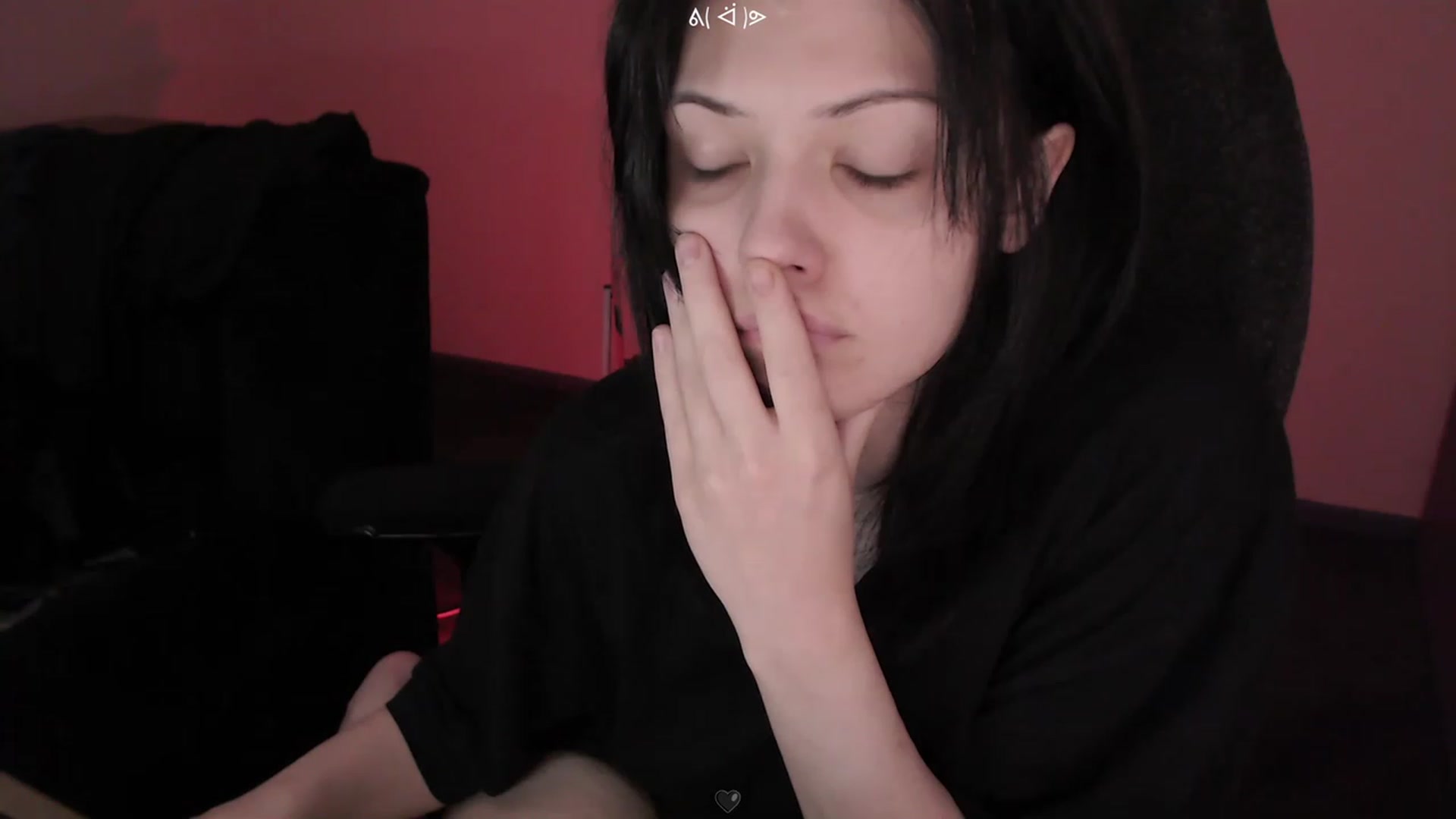 Gallery image thumbnail from RoomToAvoid's myfreecams stream on, 03/13/2023, 05:02 image 6 of 20