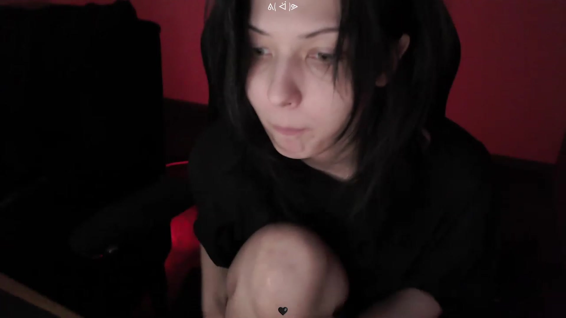 Gallery image thumbnail from RoomToAvoid's myfreecams stream on, 03/13/2023, 05:02 image 19 of 20