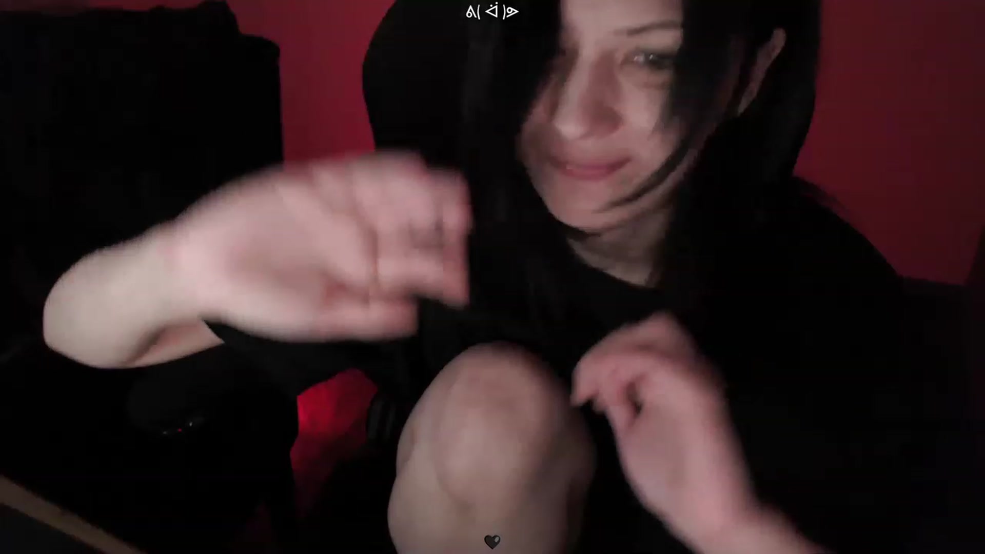 Gallery image thumbnail from RoomToAvoid's myfreecams stream on, 03/13/2023, 05:02 image 15 of 20
