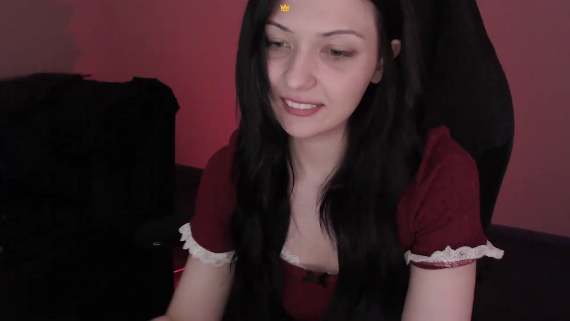 Gallery image thumbnail from RoomToAvoid's myfreecams stream on, 03/14/2023, 05:46 image 4 of 20