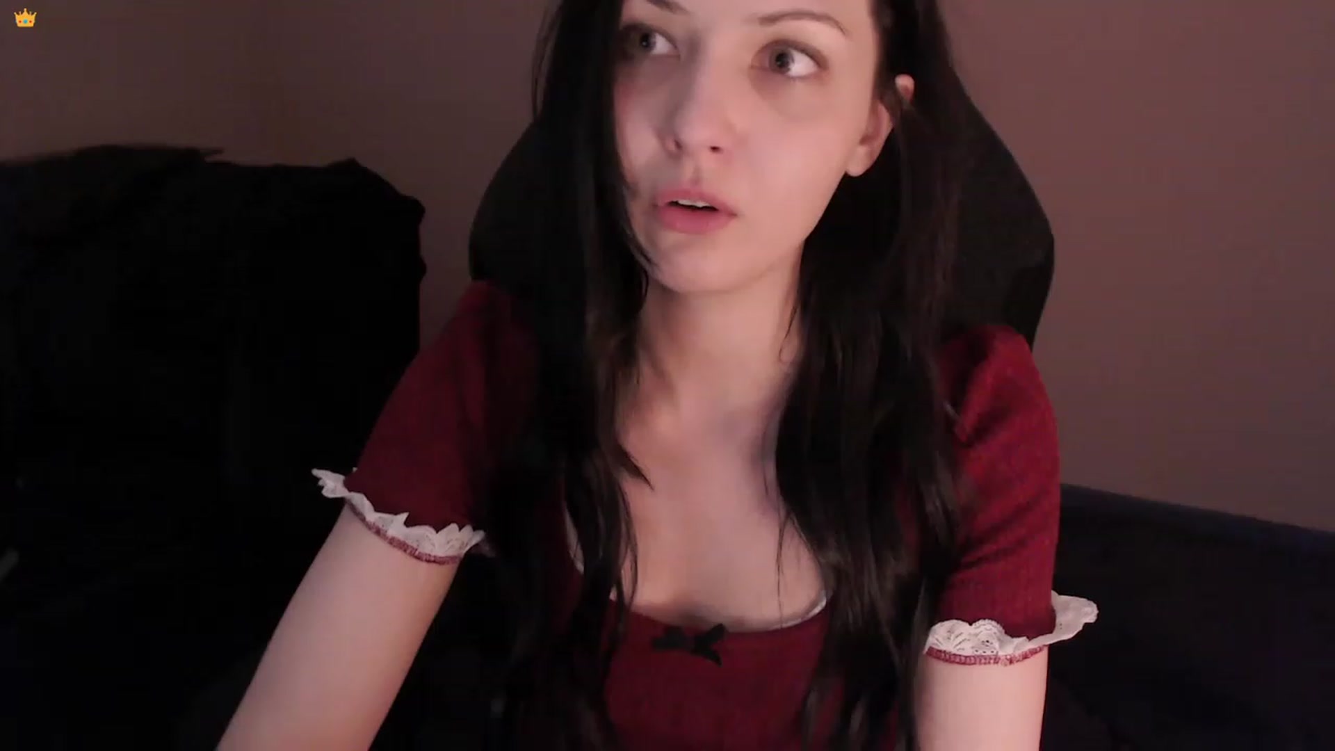 Gallery image thumbnail from RoomToAvoid's myfreecams stream on, 03/14/2023, 05:46 image 18 of 20