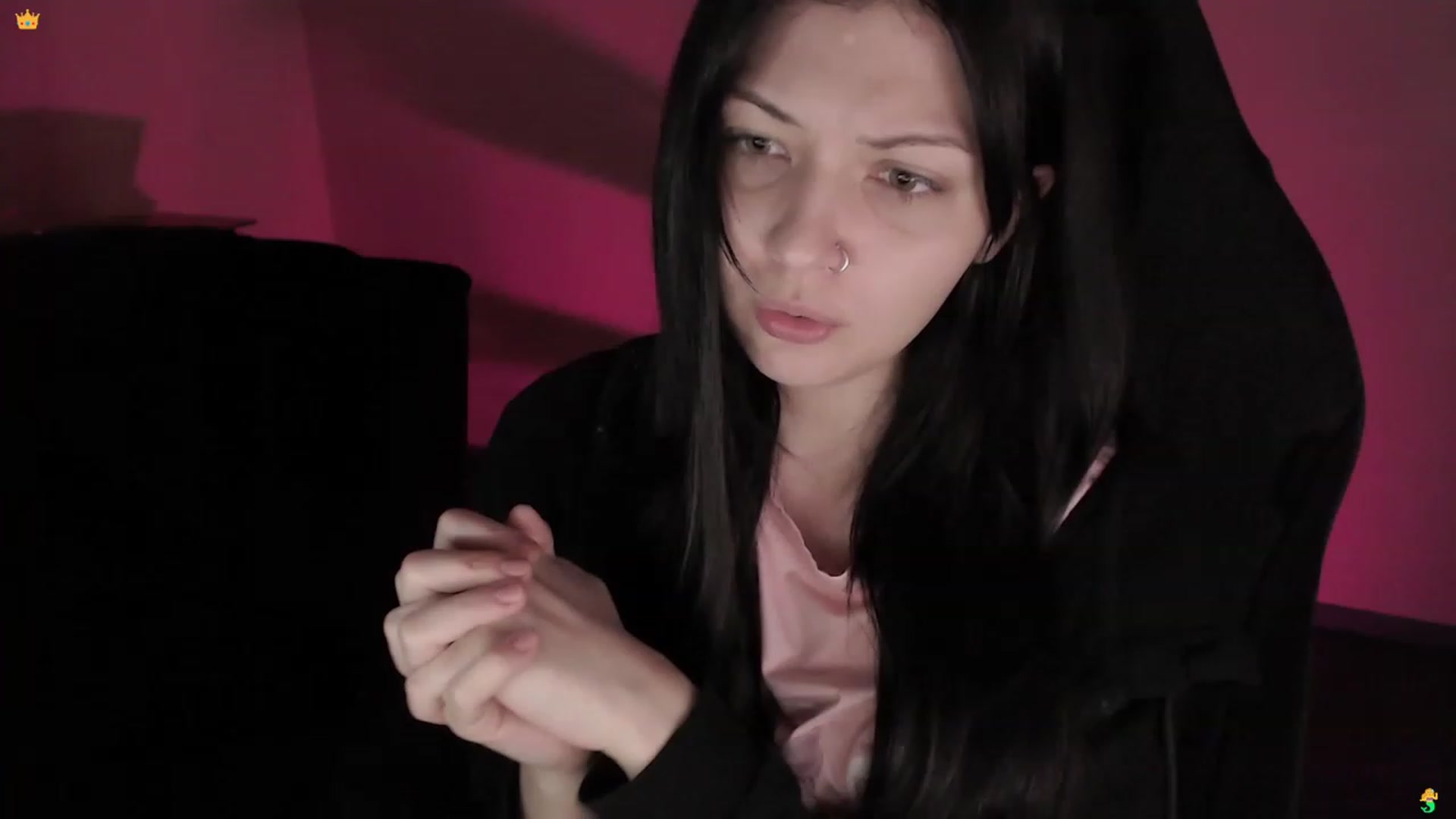 Gallery image thumbnail from RoomToAvoid's myfreecams stream on, 03/15/2023, 04:08 image 1 of 20