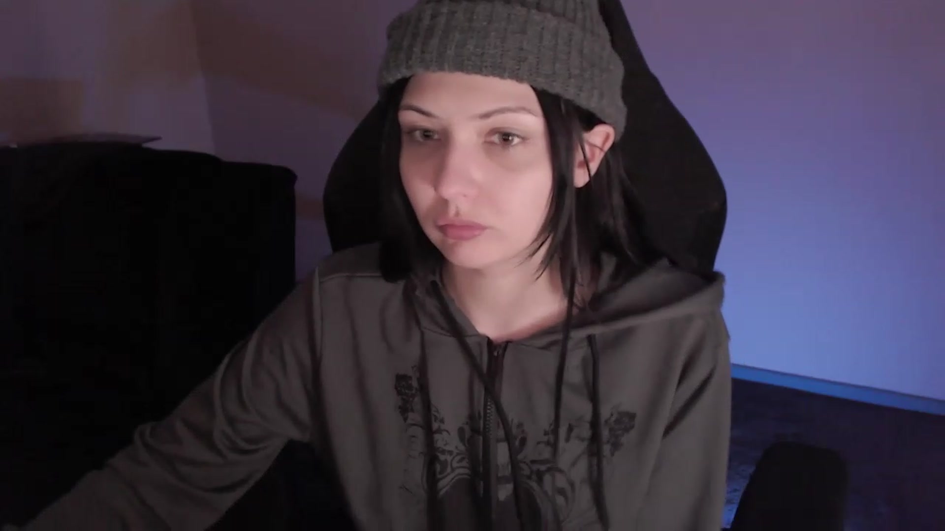 Gallery image thumbnail from RoomToAvoid's myfreecams stream on, 03/15/2023, 04:08 image 20 of 20