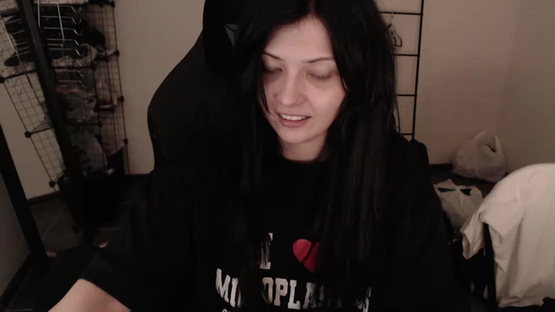 Gallery image thumbnail from RoomToAvoid's myfreecams stream on, 03/21/2023, 04:15 image 20 of 20