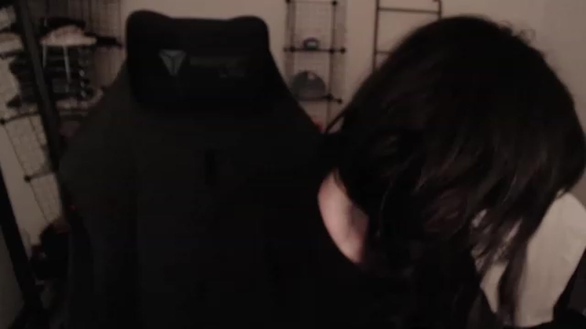 Gallery image thumbnail from RoomToAvoid's myfreecams stream on, 03/21/2023, 04:15 image 11 of 20