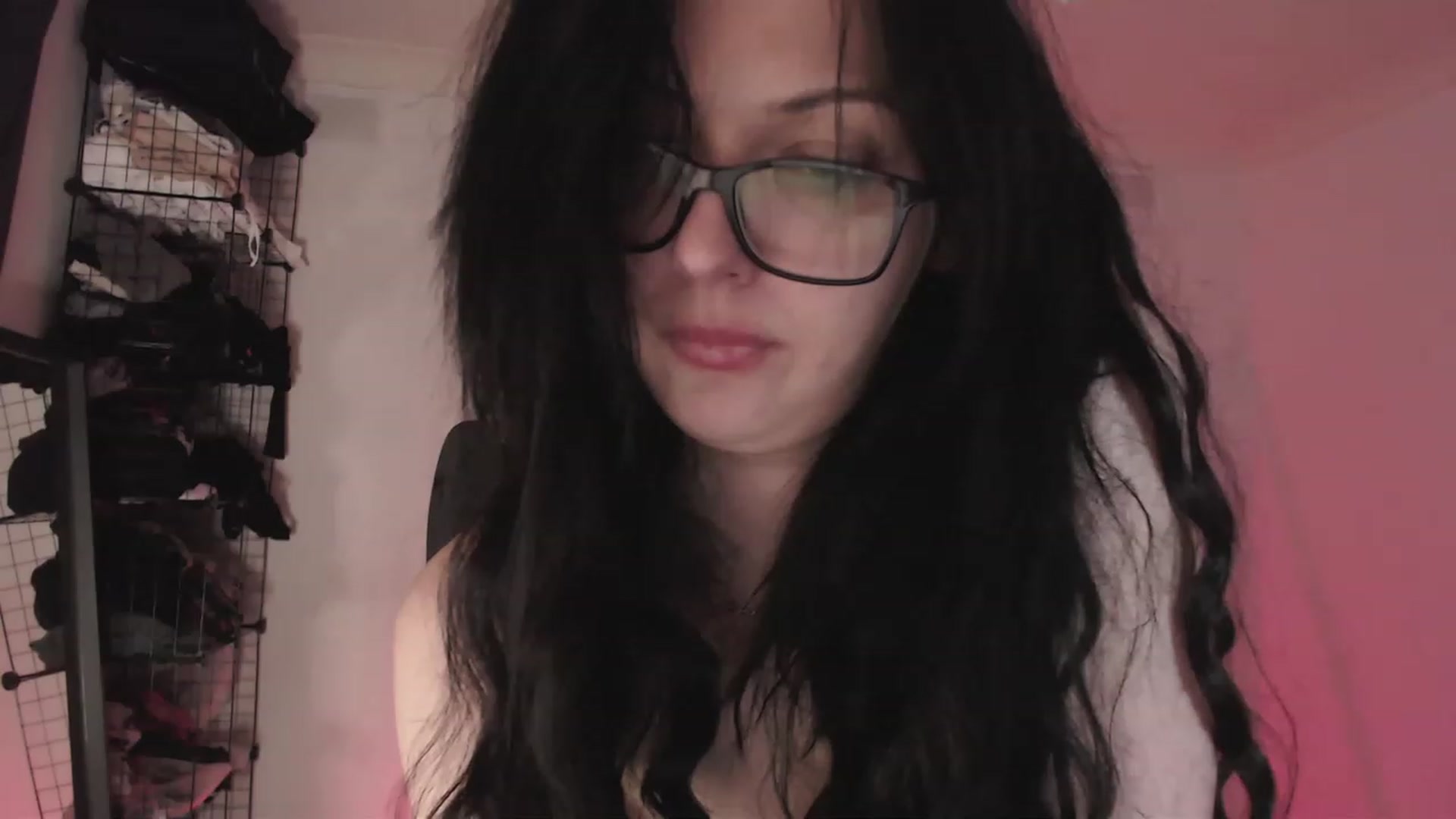 Gallery image thumbnail from RoomToAvoid's myfreecams stream on, 03/29/2023, 04:48 image 20 of 20