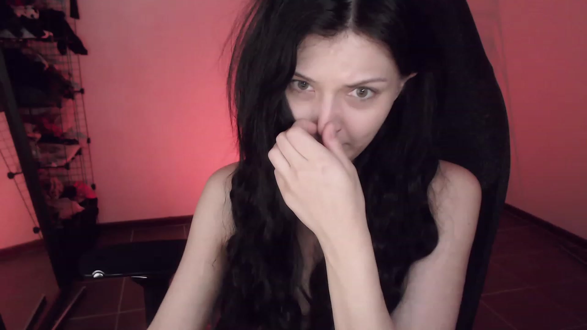 Gallery image thumbnail from RoomToAvoid's myfreecams stream on, 03/30/2023, 06:41 image 1 of 20