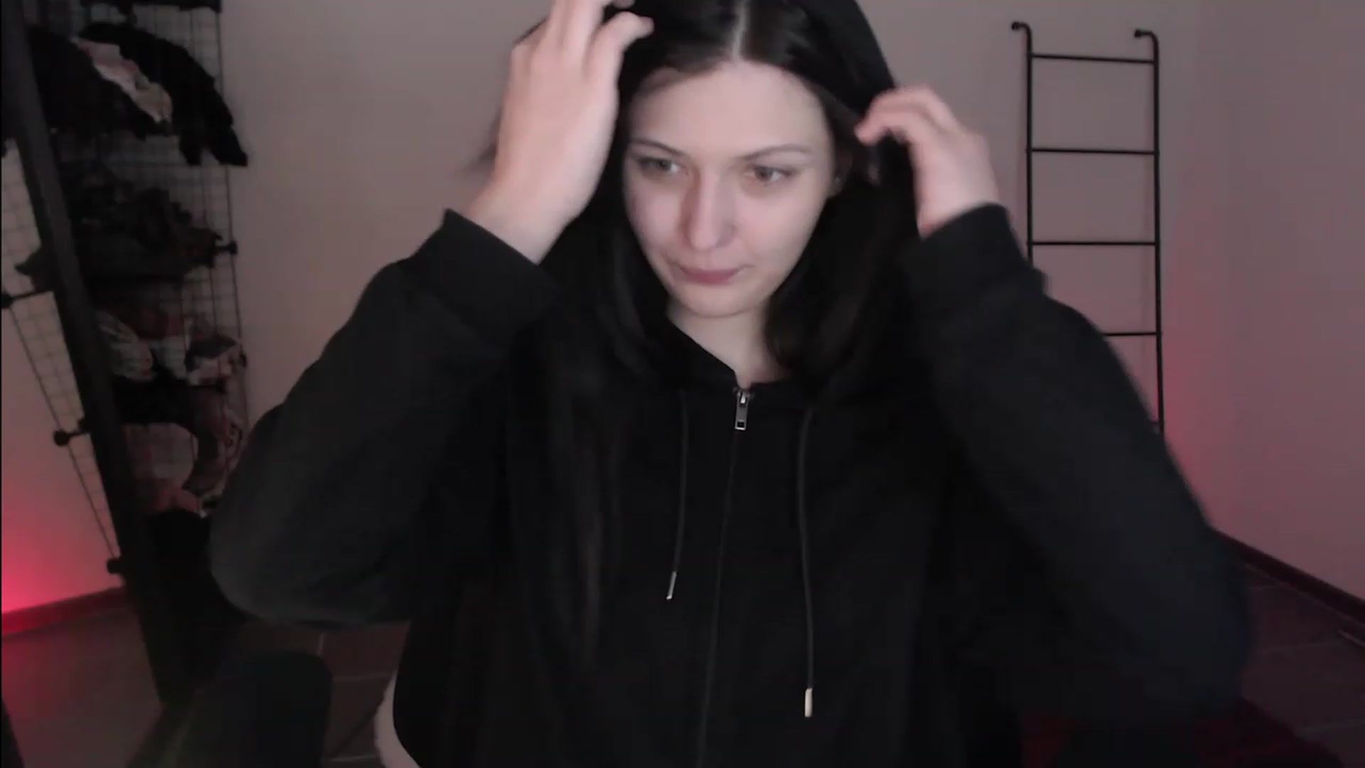 Gallery image thumbnail from RoomToAvoid's myfreecams stream on, 04/01/2023, 07:22 image 13 of 20