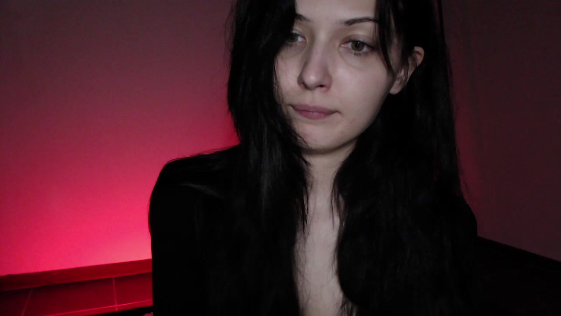 Gallery image thumbnail from RoomToAvoid's myfreecams stream on, 04/07/2023, 04:11 image 11 of 20
