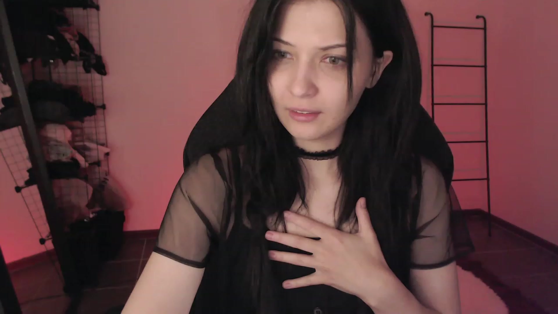 Gallery image thumbnail from RoomToAvoid's myfreecams stream on, 04/10/2023, 01:51 image 13 of 20