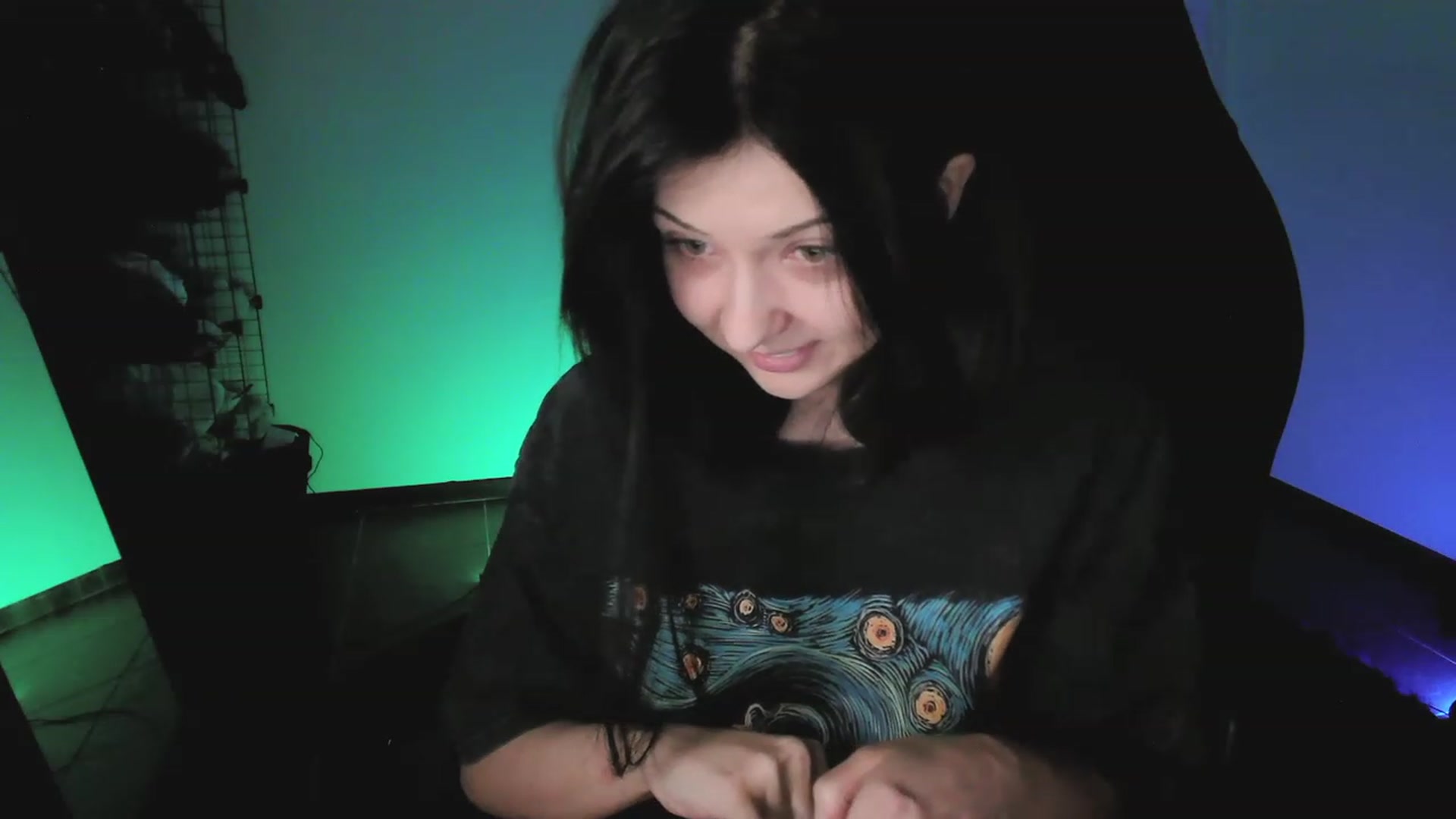 Gallery image thumbnail from RoomToAvoid's myfreecams stream on, 04/14/2023, 05:19 image 5 of 20