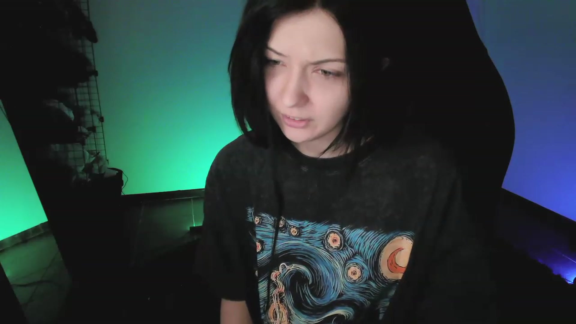 Gallery image thumbnail from RoomToAvoid's myfreecams stream on, 04/14/2023, 05:19 image 3 of 20