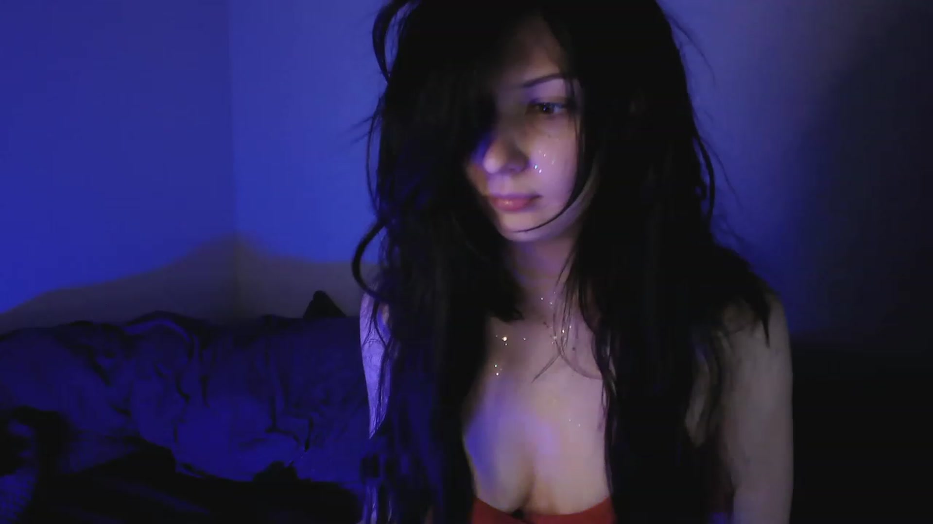 Gallery image thumbnail from RoomToAvoid's myfreecams stream on, 04/16/2023, 07:17 image 5 of 20
