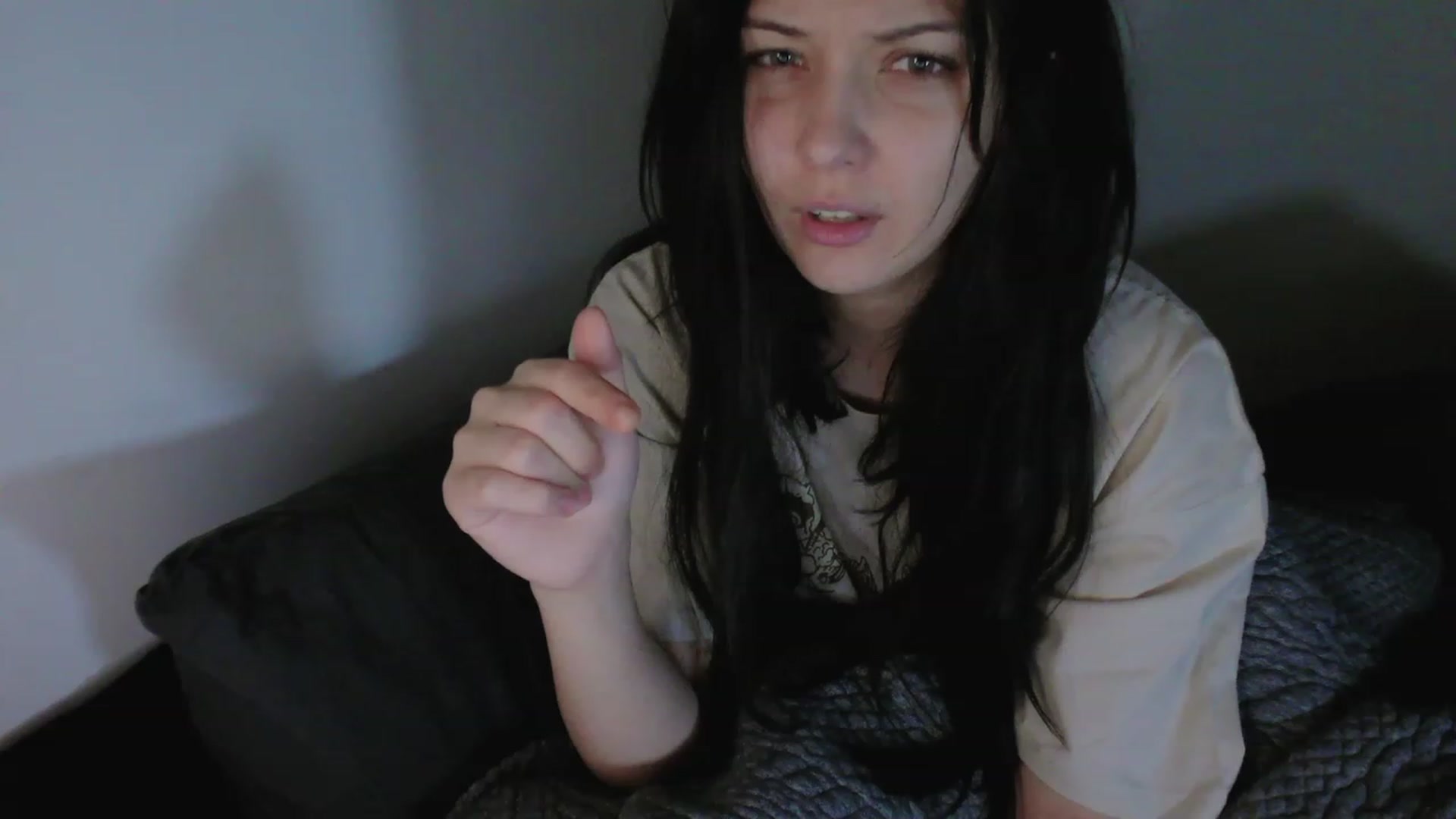 Gallery image thumbnail from RoomToAvoid's myfreecams stream on, 04/20/2023, 03:45 image 10 of 20