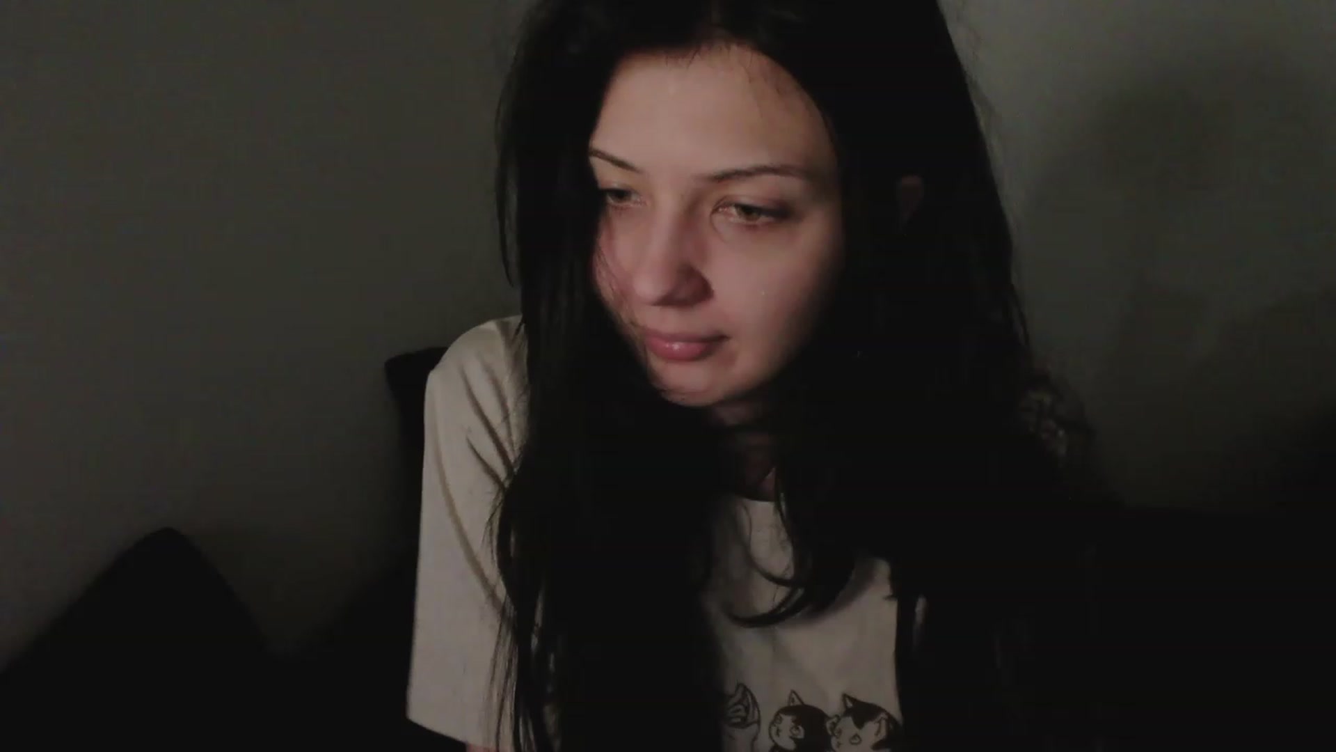 Gallery image thumbnail from RoomToAvoid's myfreecams stream on, 04/20/2023, 03:45 image 18 of 20