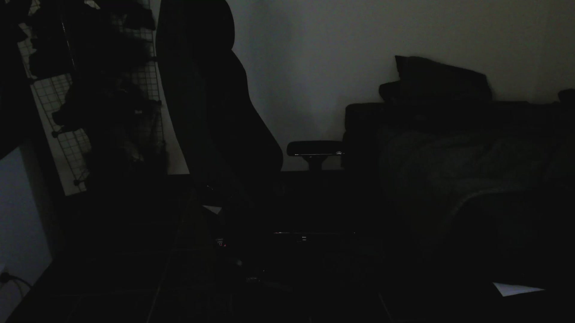 Gallery image thumbnail from RoomToAvoid's myfreecams stream on, 04/21/2023, 02:51 image 5 of 20