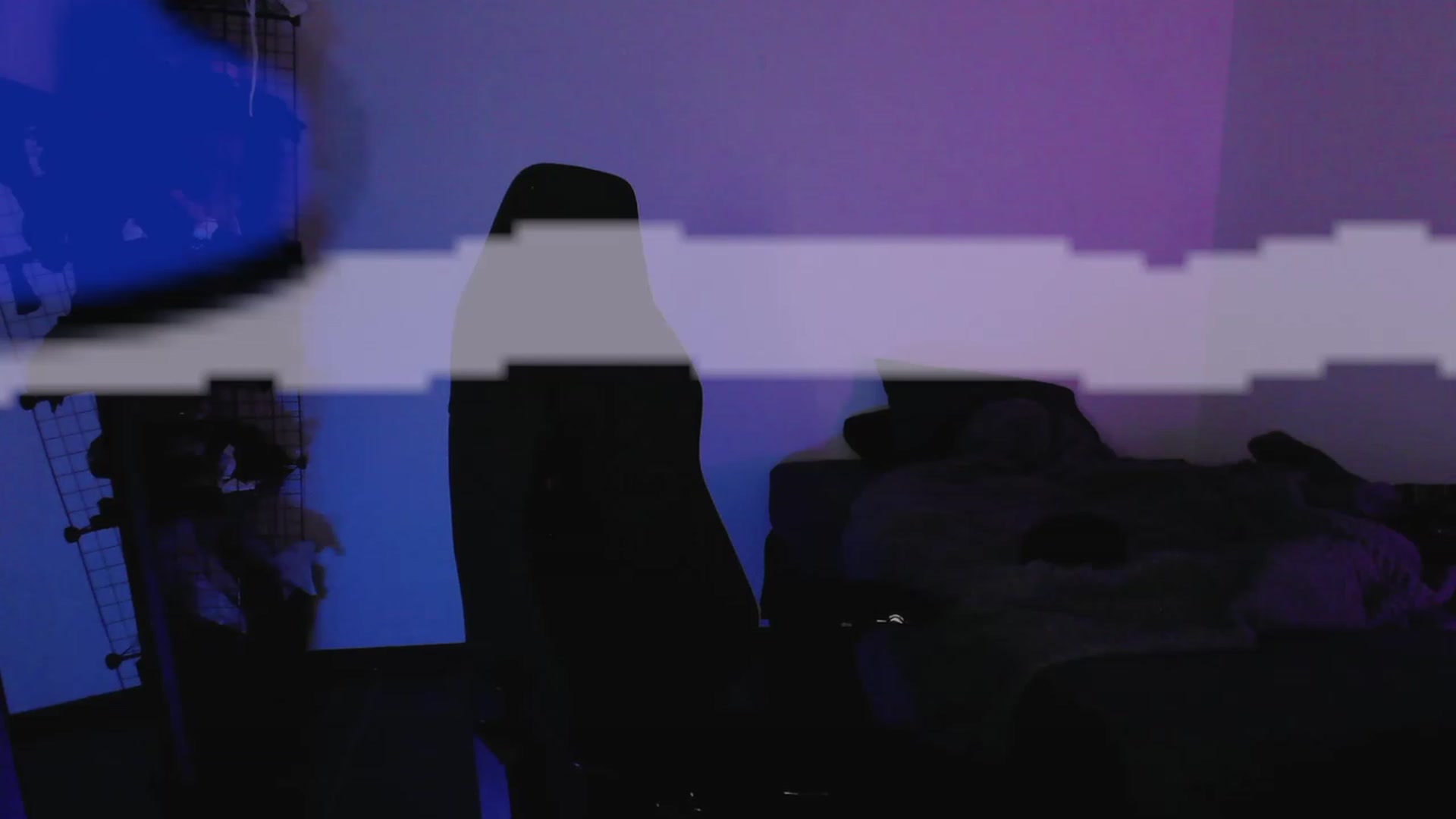 Gallery image thumbnail from RoomToAvoid's myfreecams stream on, 04/22/2023, 04:08 image 19 of 20