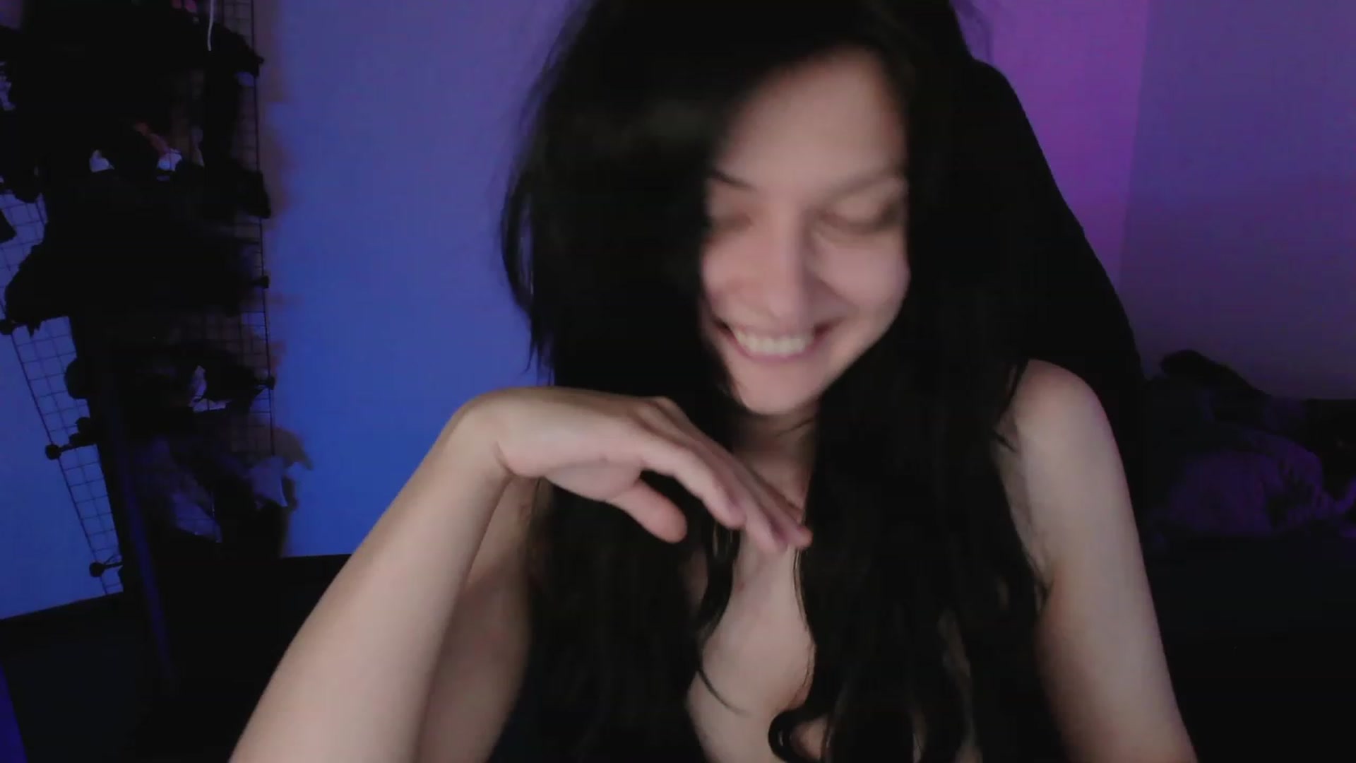 Gallery image thumbnail from RoomToAvoid's myfreecams stream on, 04/22/2023, 04:08 image 17 of 20