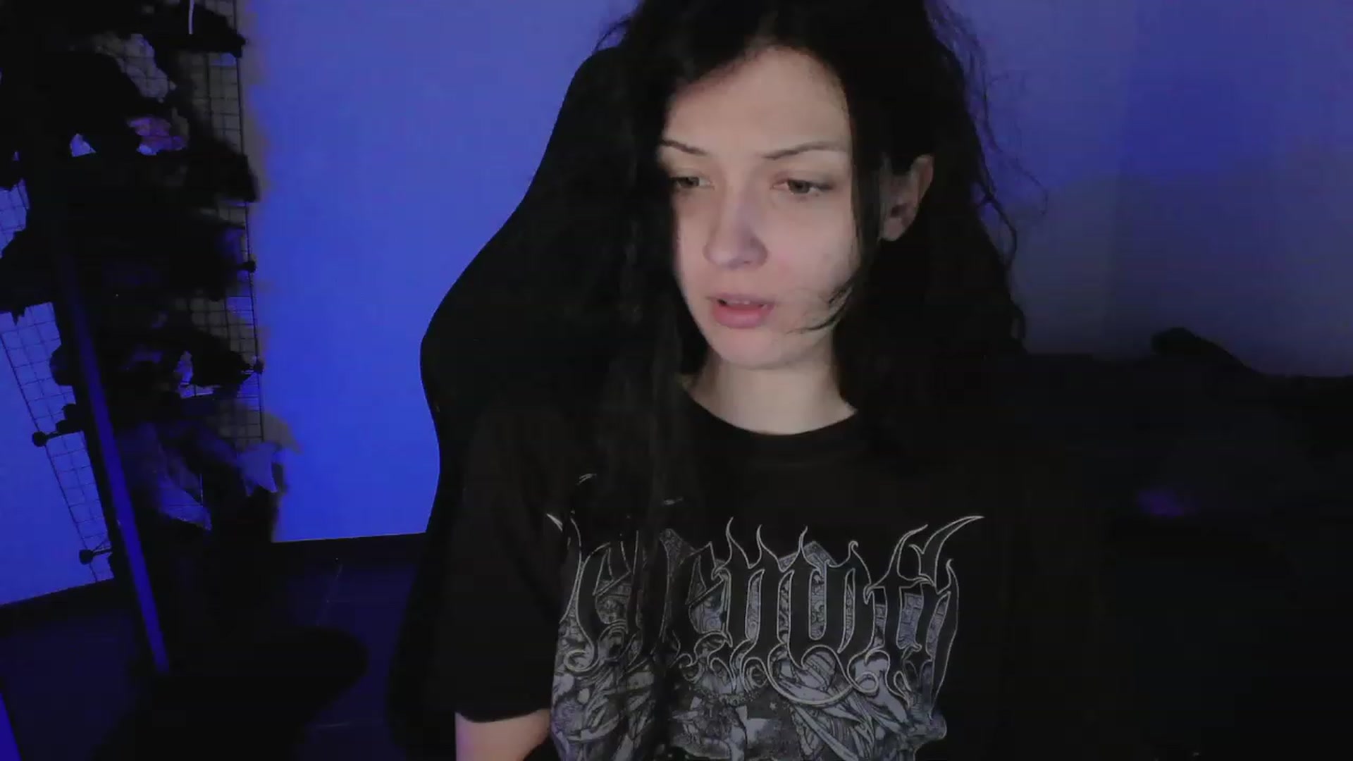 Gallery image thumbnail from RoomToAvoid's myfreecams stream on, 04/22/2023, 07:29 image 19 of 20