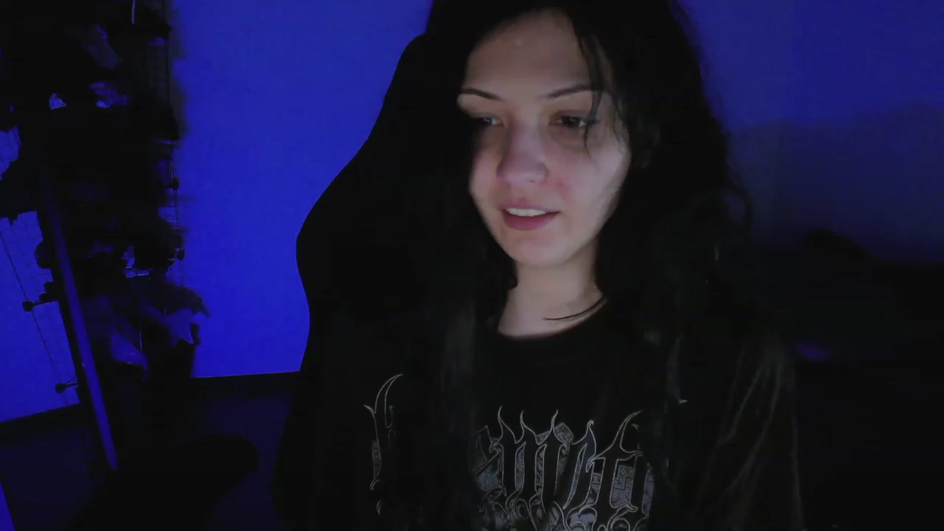 Gallery image thumbnail from RoomToAvoid's myfreecams stream on, 04/22/2023, 07:29 image 20 of 20